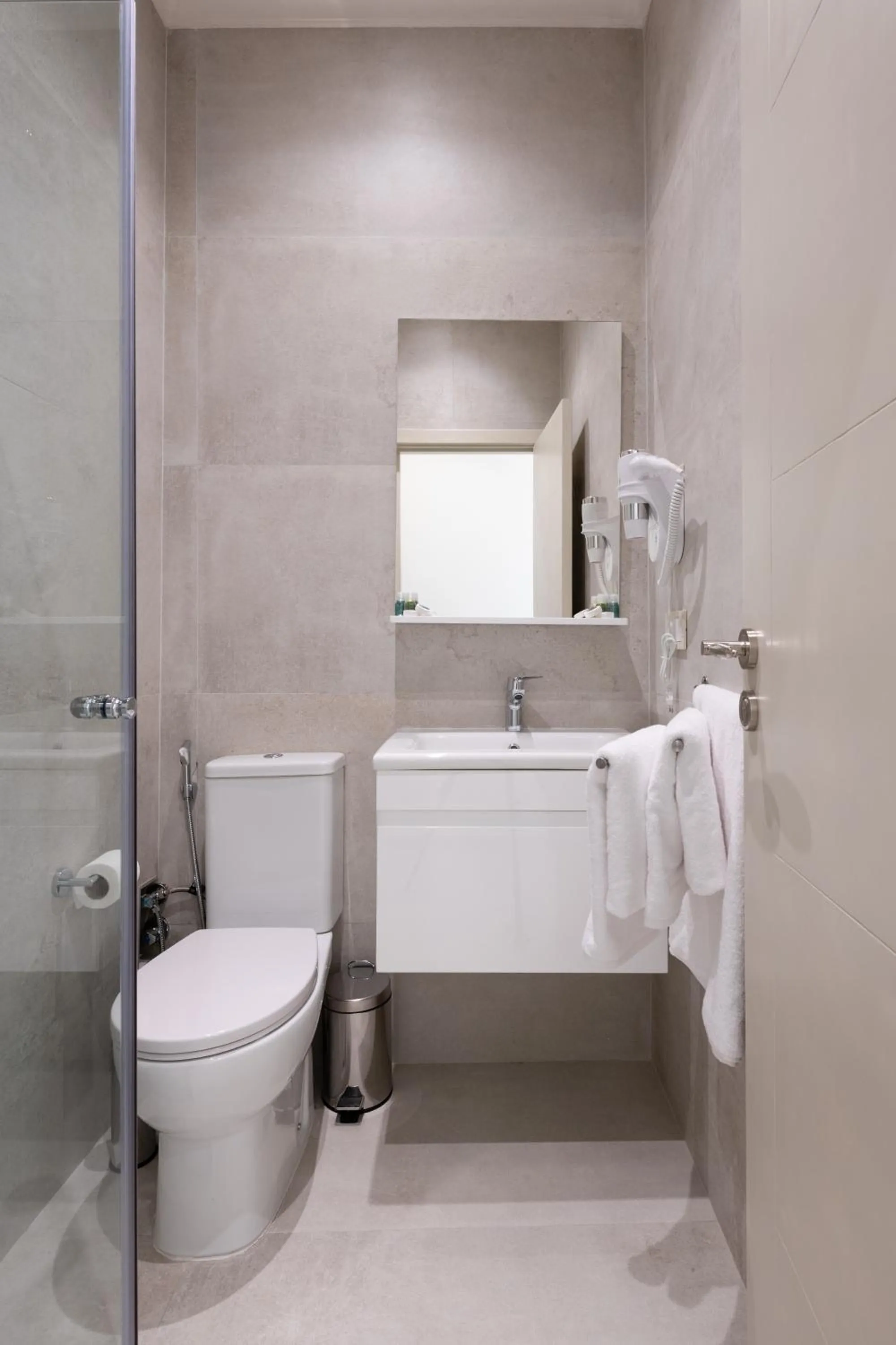 Shower in Hotel El Toro Tanger