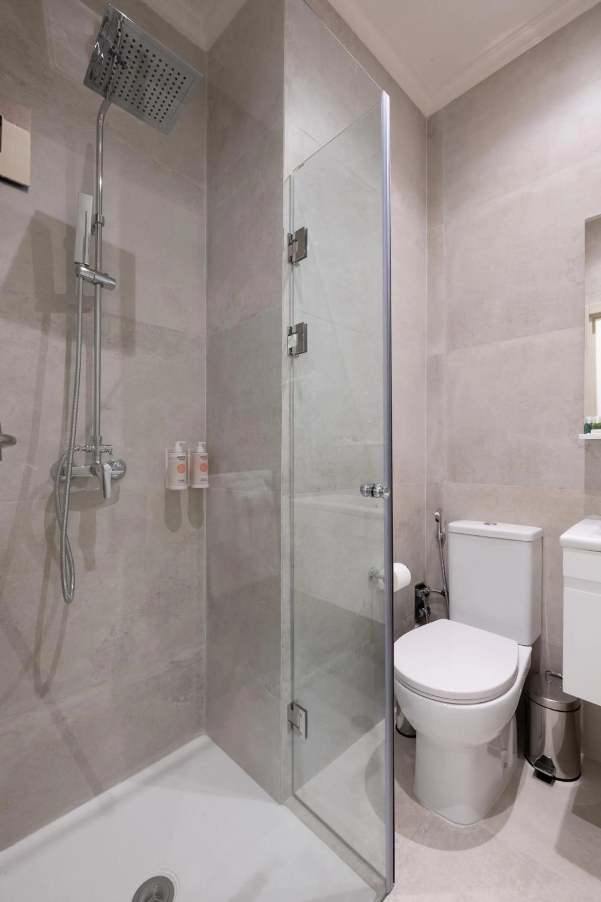 Shower in Hotel El Toro Tanger