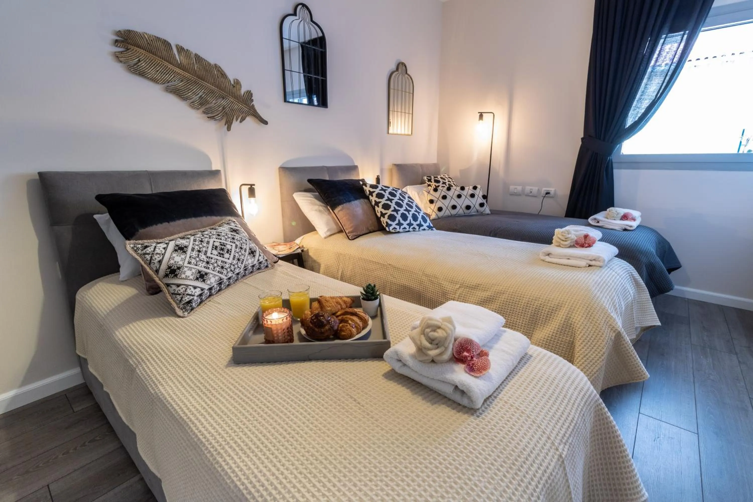 Bed in King David Residence - Isrentals