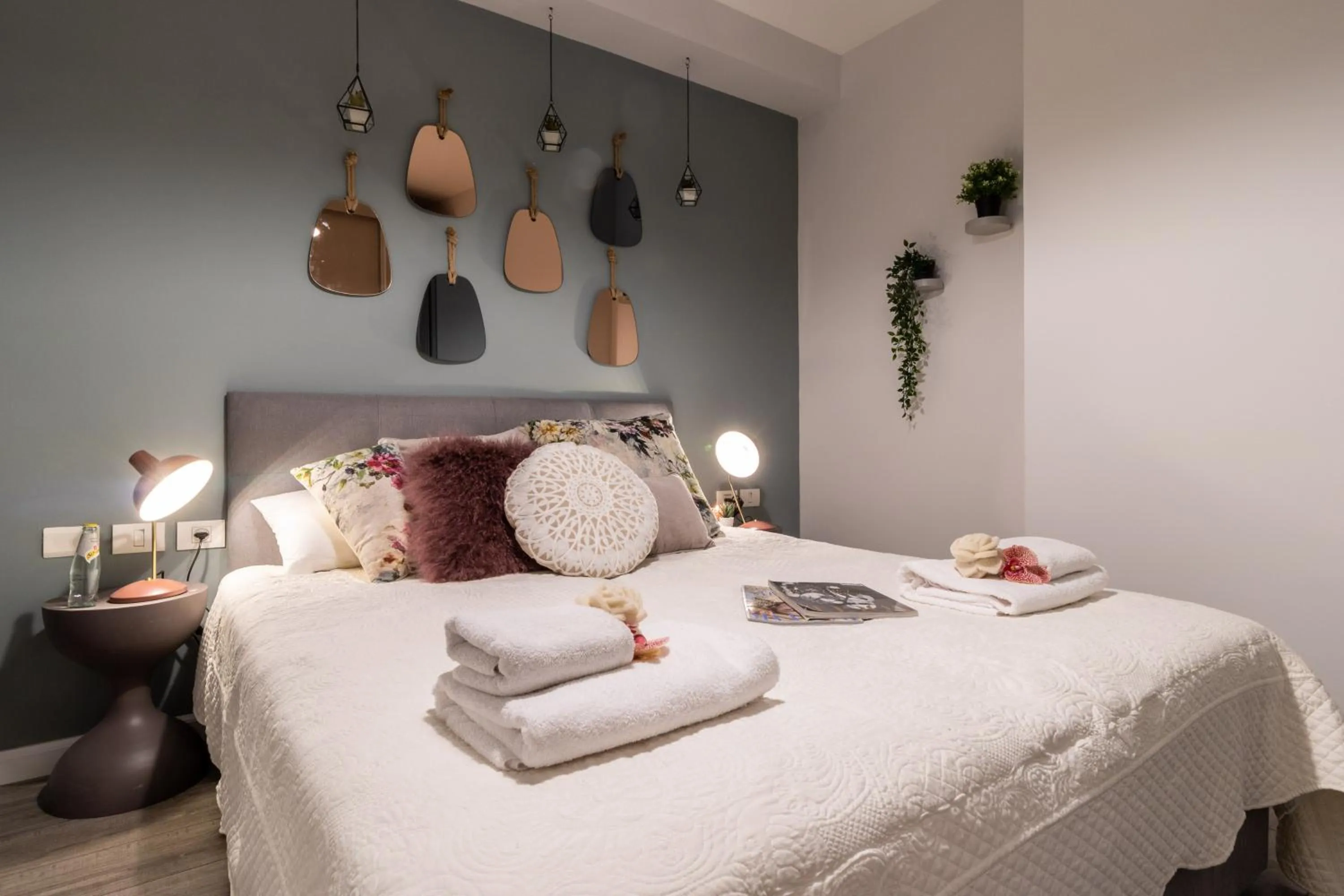 Bed in King David Residence - Isrentals