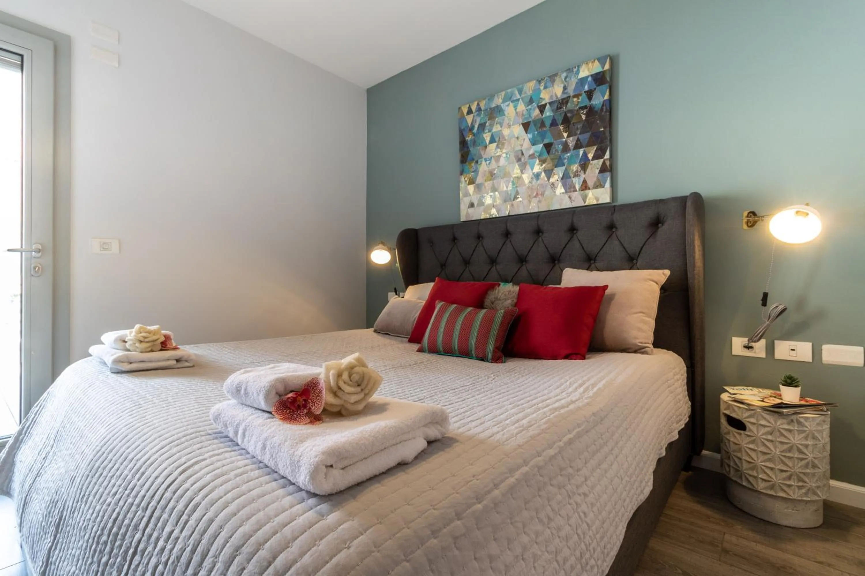 Bed in King David Residence - Isrentals