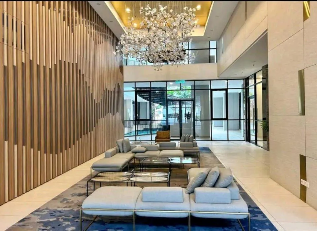 Sky Tree Serviced Apartment at Bukit Indah With Netflix