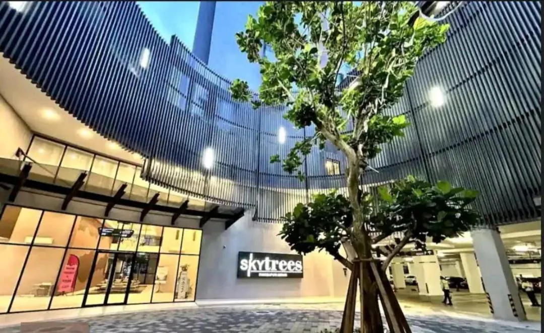 Sky Tree Serviced Apartment at Bukit Indah With Netflix