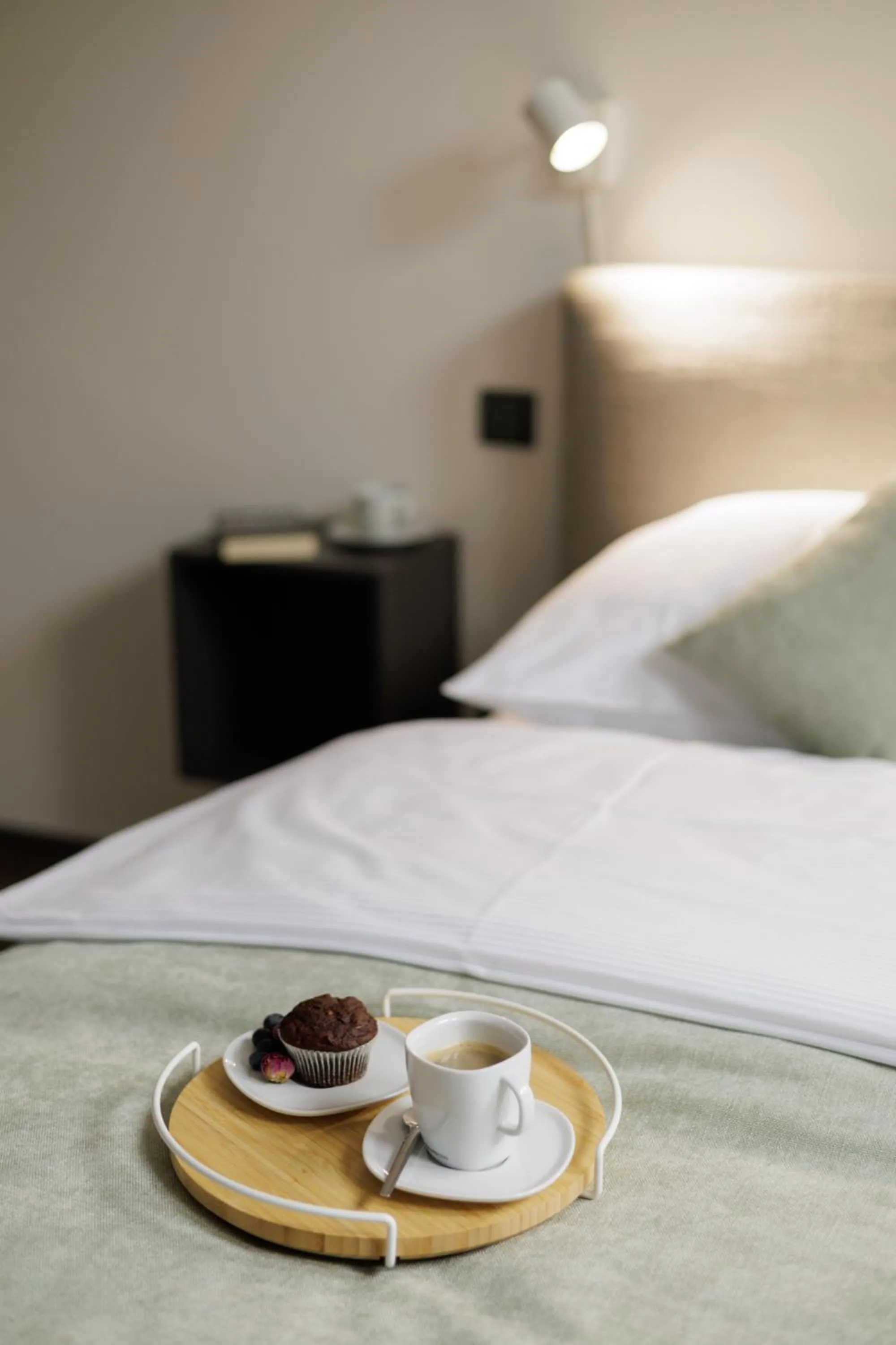 Bed in River Apartments