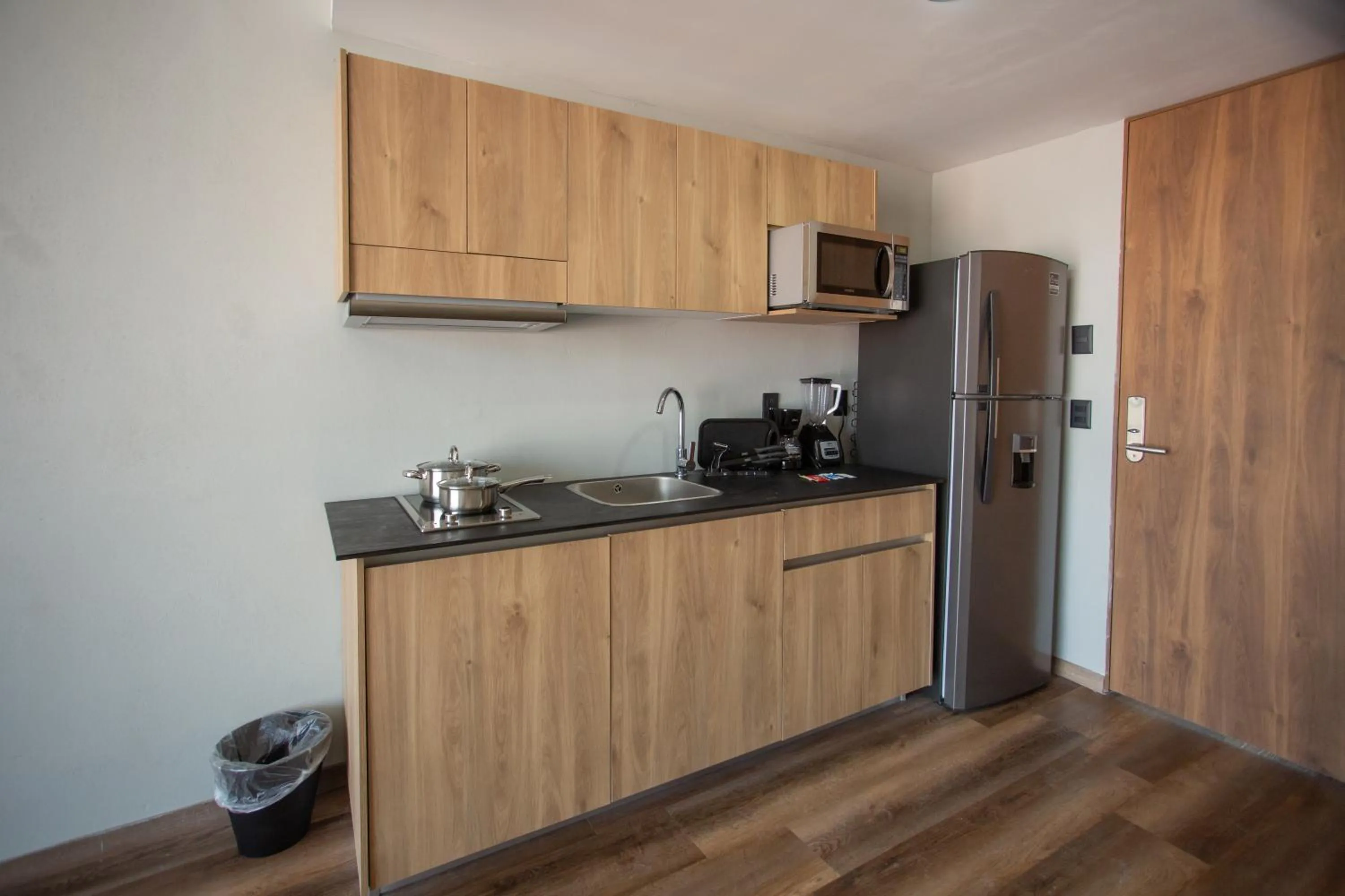 Suites del Carmen Consulado