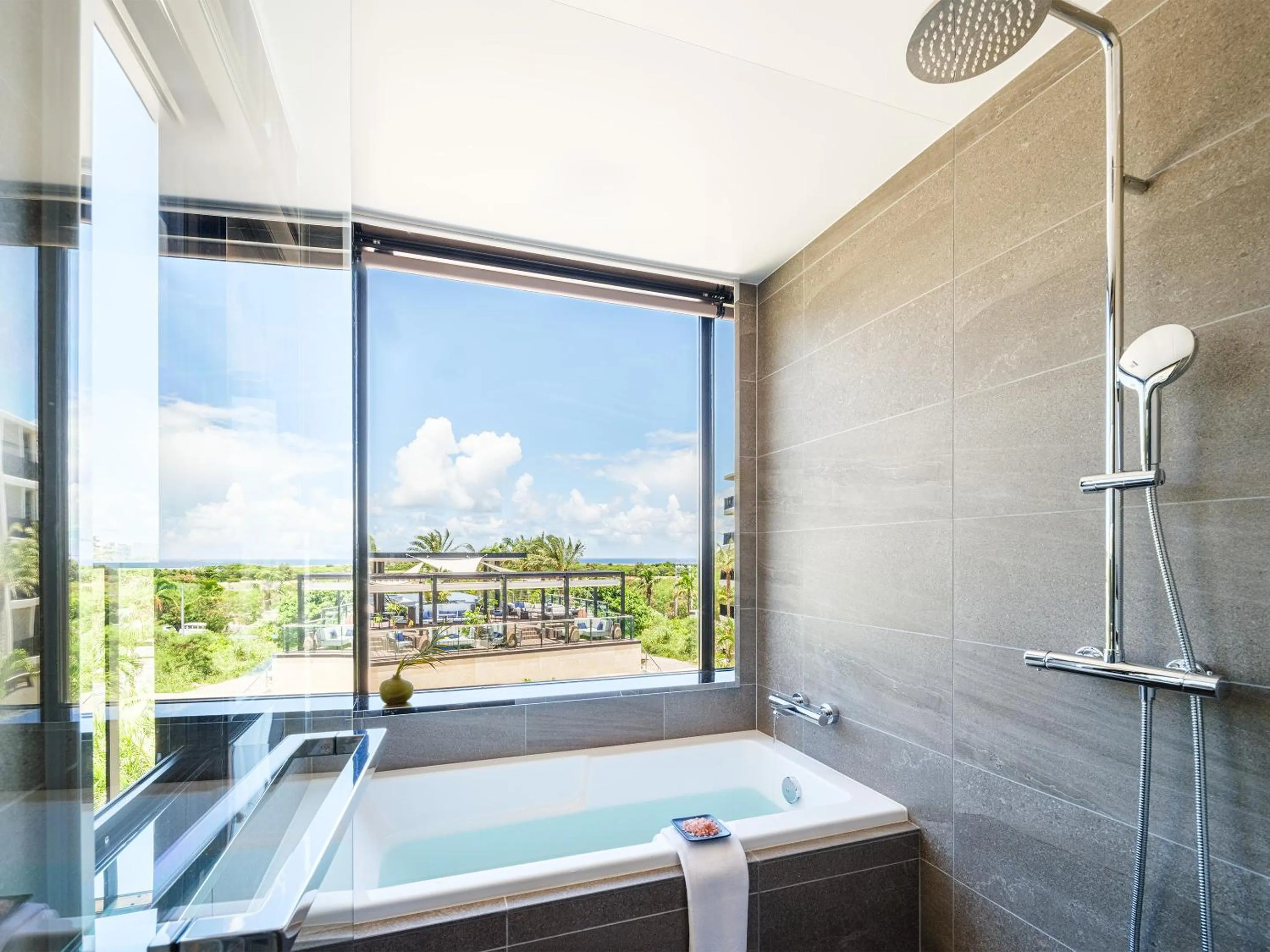 Bathroom in seven x seven ISHIGAKI