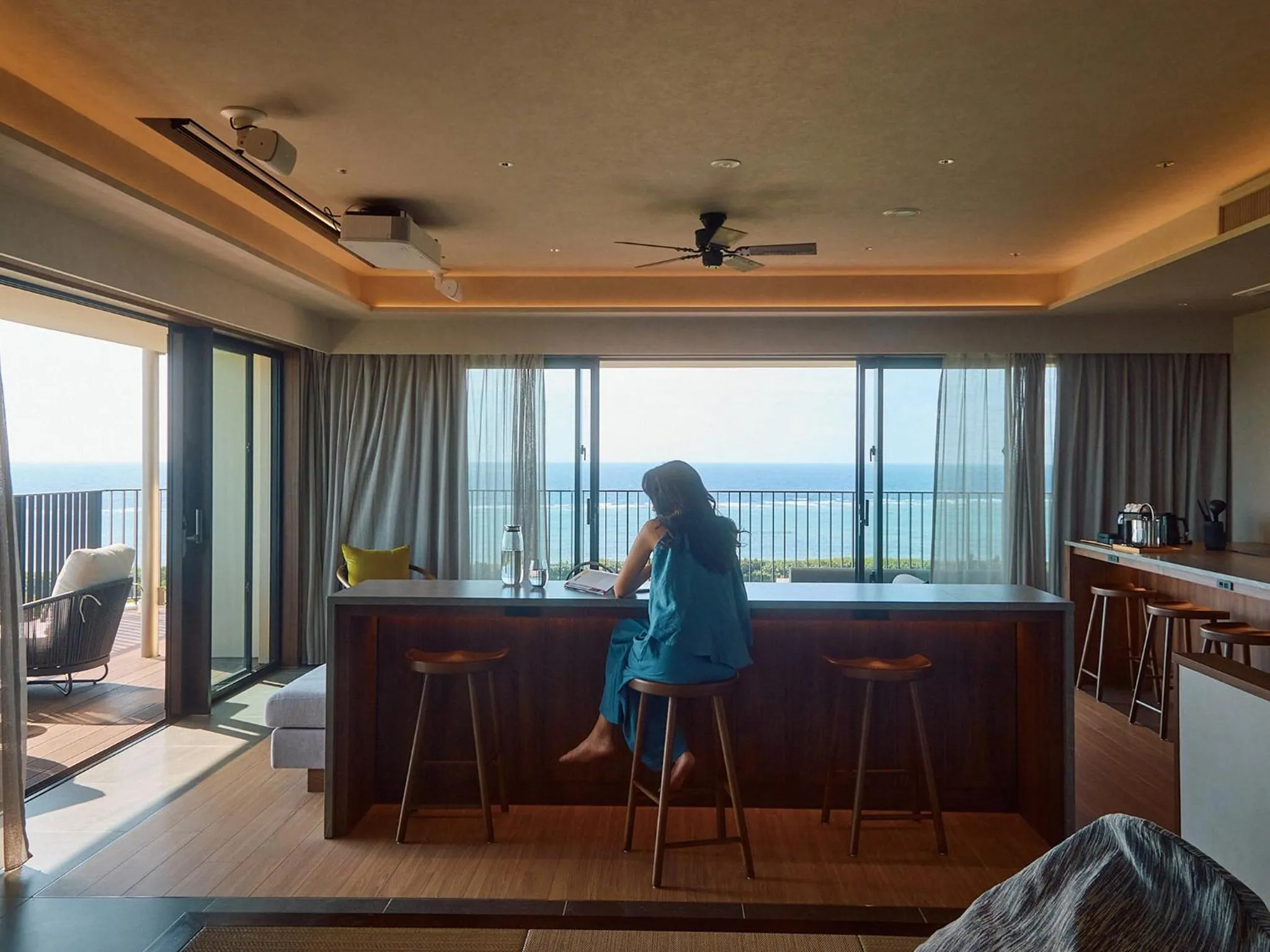 People in seven x seven ISHIGAKI