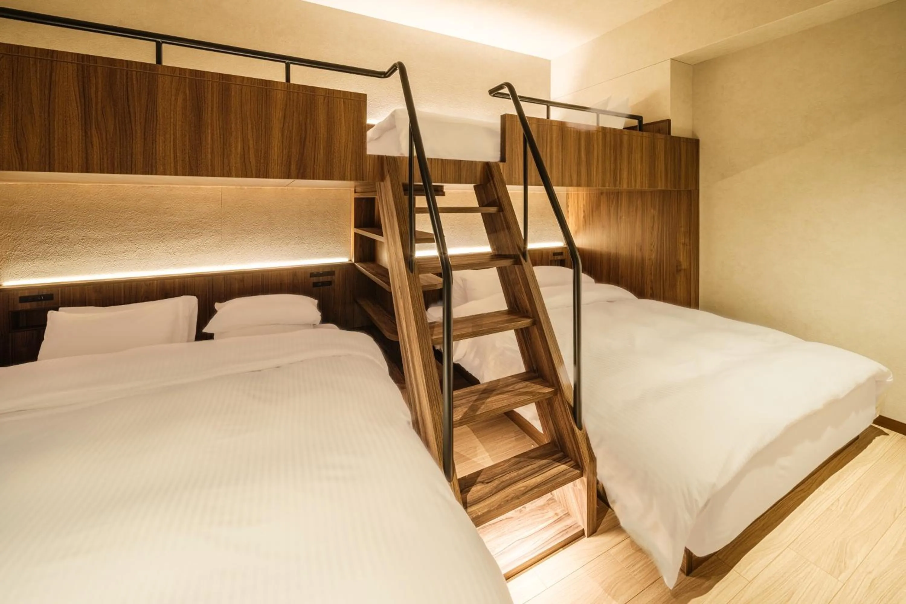 Bed in seven x seven ISHIGAKI