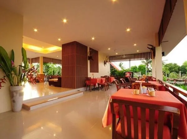 Restaurant/places to eat in Baan Chay Namm Resort