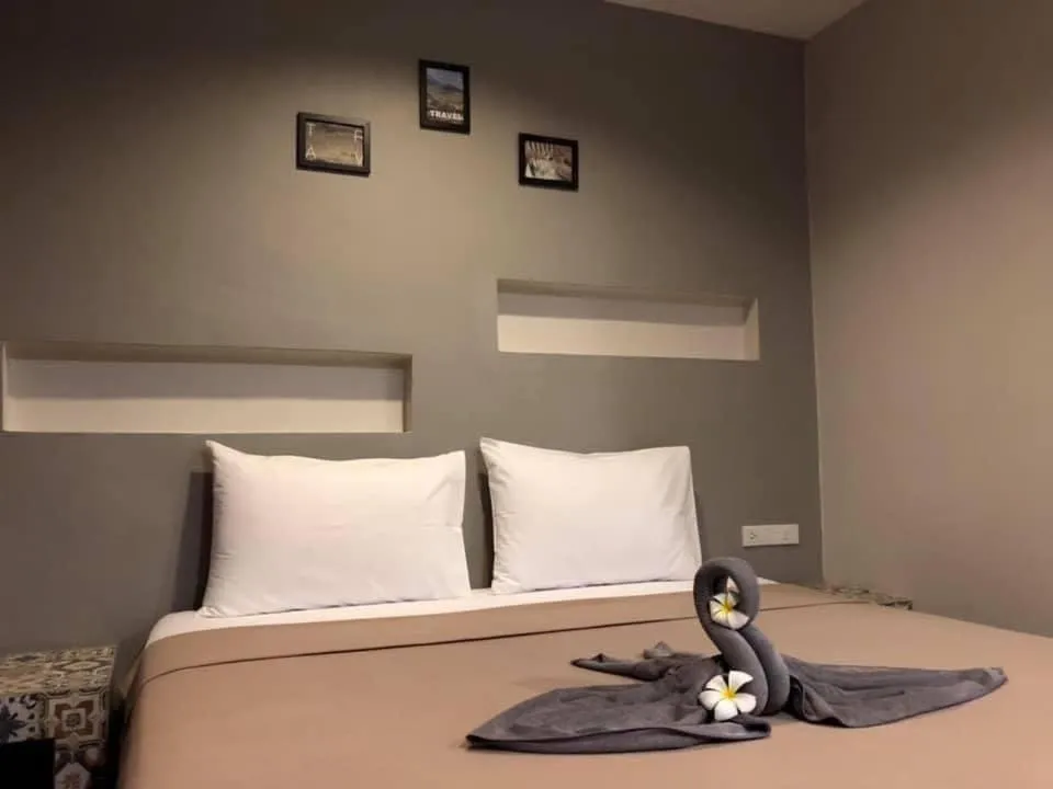 Bed in Baan Chay Namm Resort