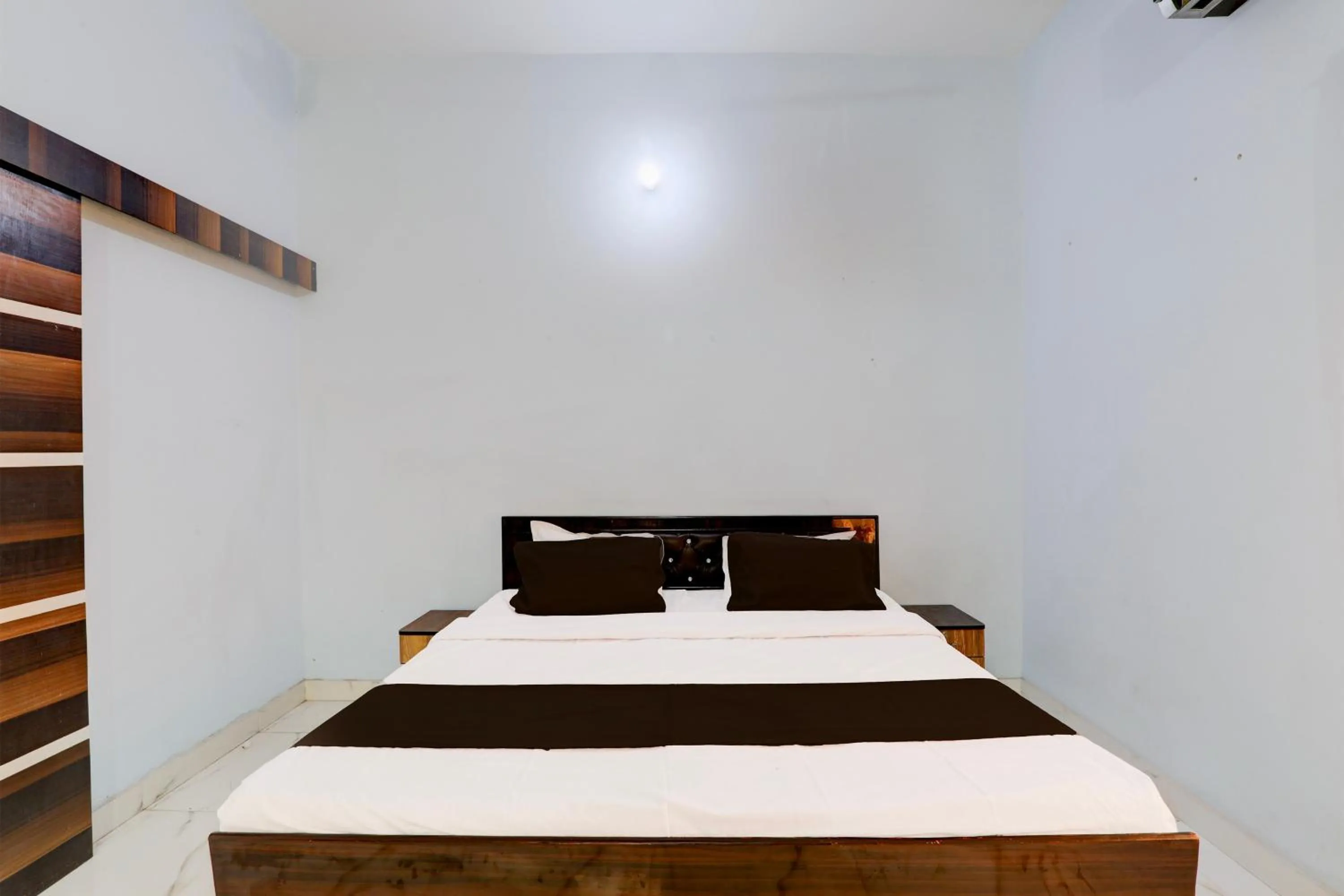 Bedroom, Bed in HOTEL O BLISS INN GUEST HOUSE