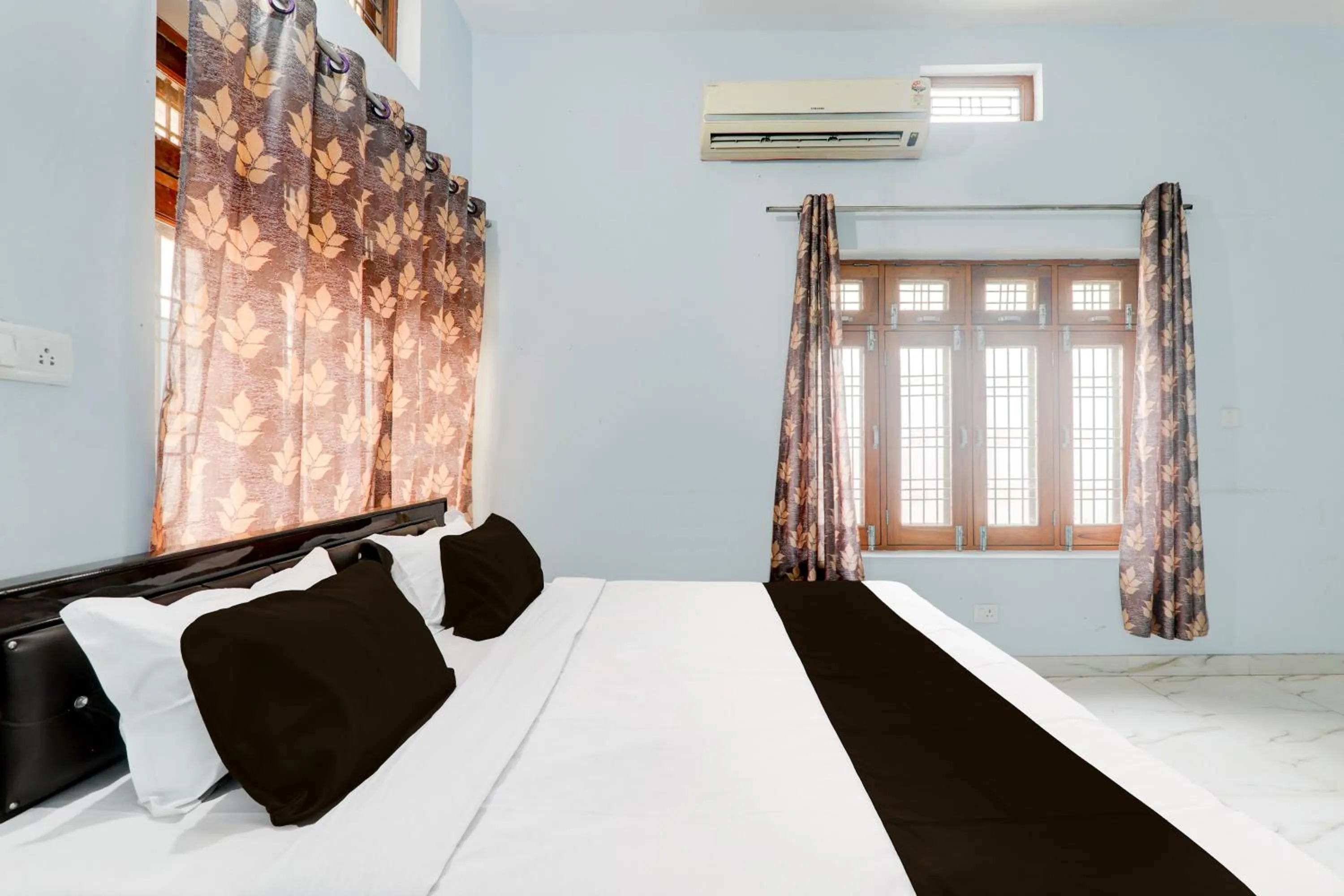 Bedroom, Bed in HOTEL O BLISS INN GUEST HOUSE