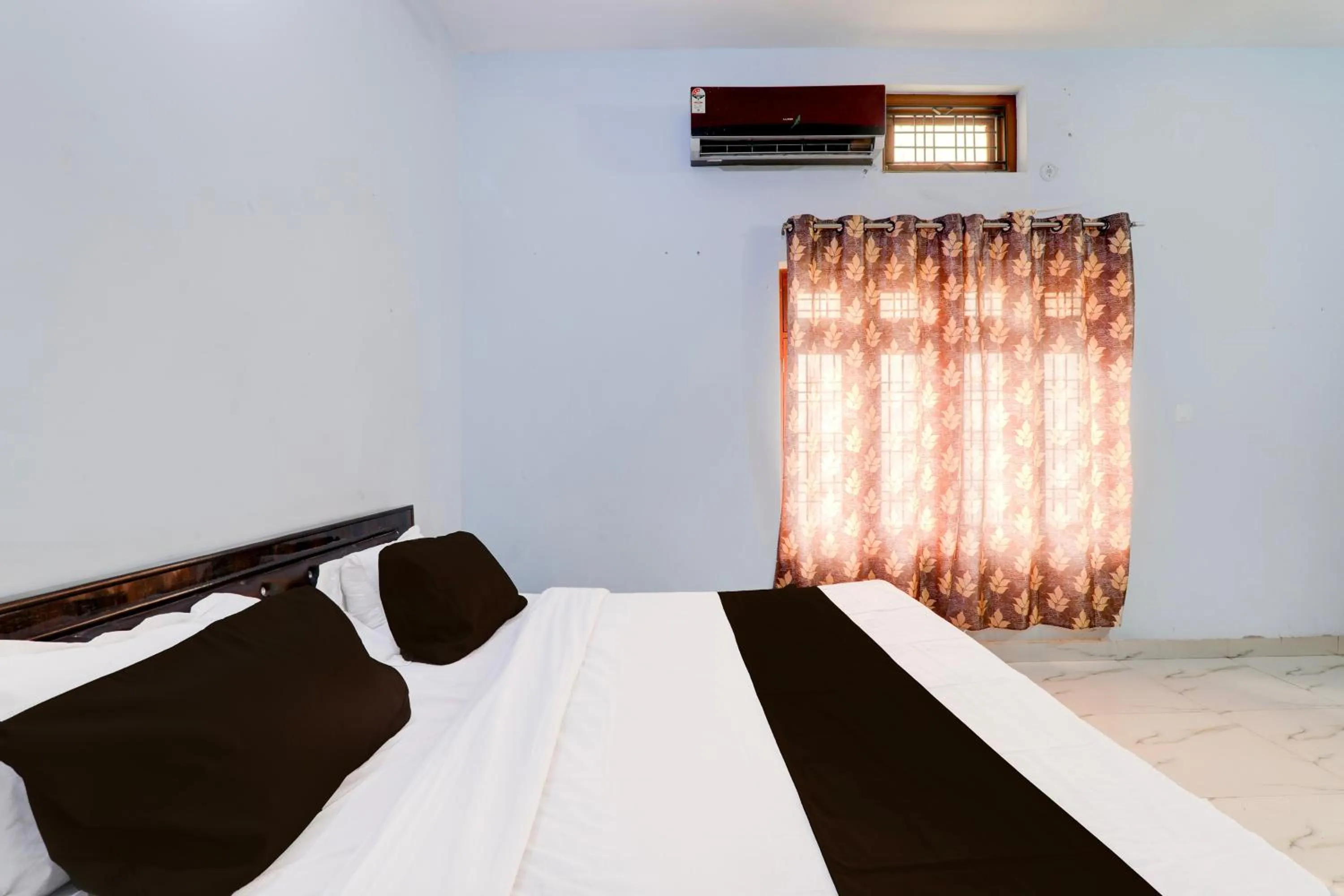 Bedroom, Bed in HOTEL O BLISS INN GUEST HOUSE