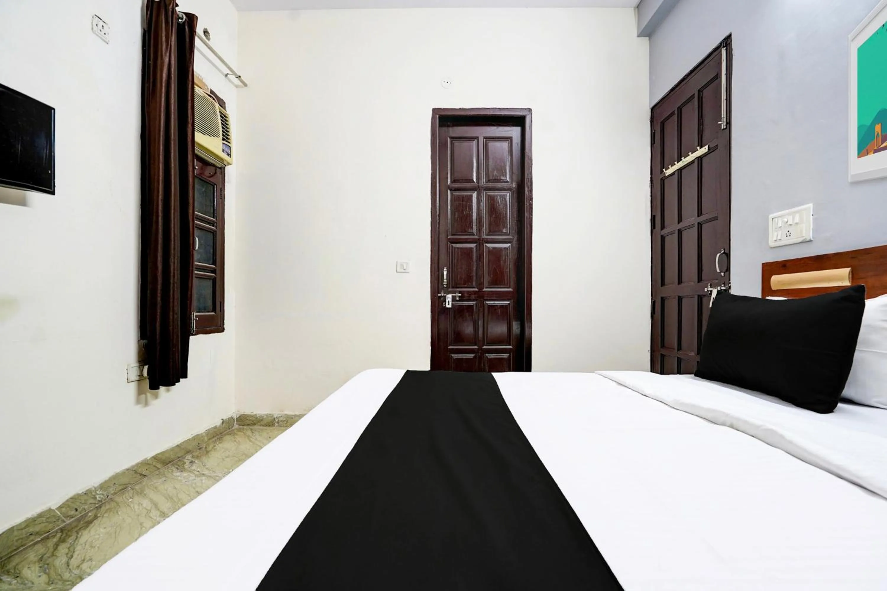 Bedroom, Bed in Super Hotel O Soran stays