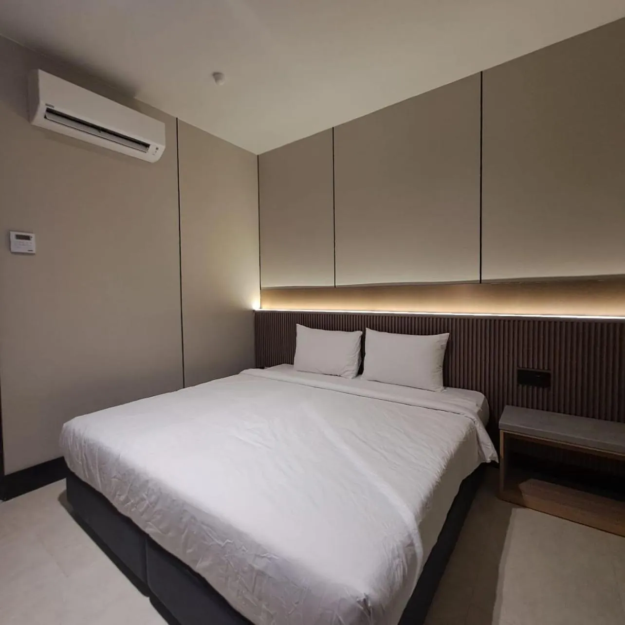 Bed in Urban Inn, Myra Meranti