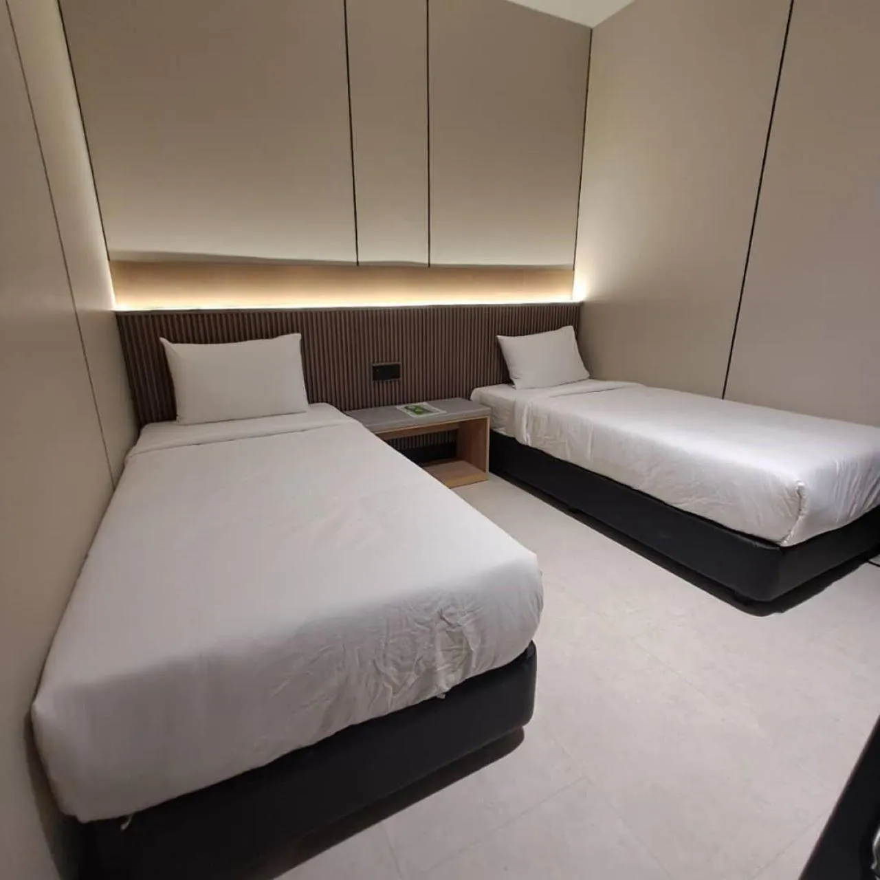 Bed in Urban Inn, Myra Meranti