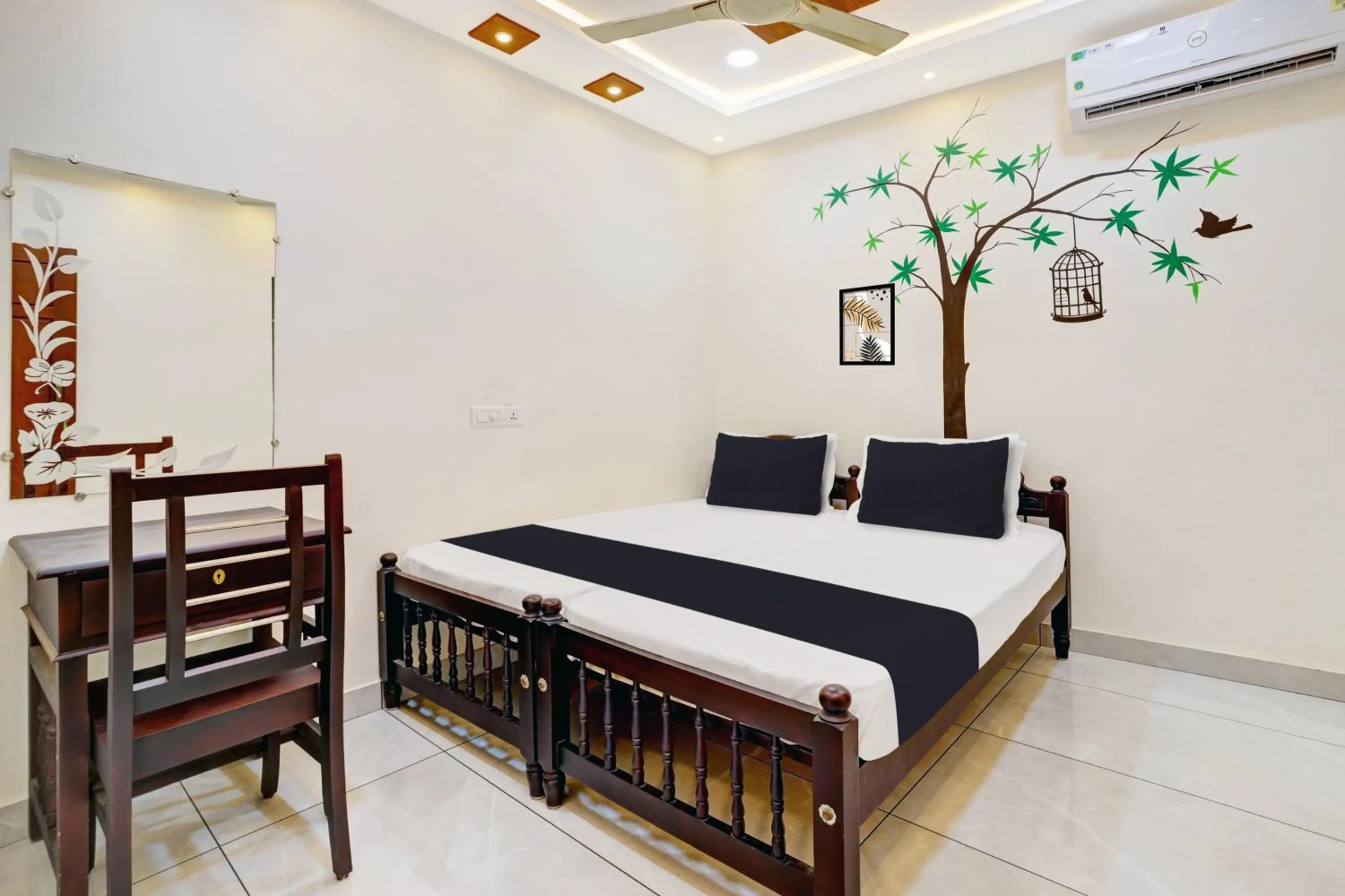 Bedroom, Bed in Hotel O PULARI BACKWATER & ROOMS