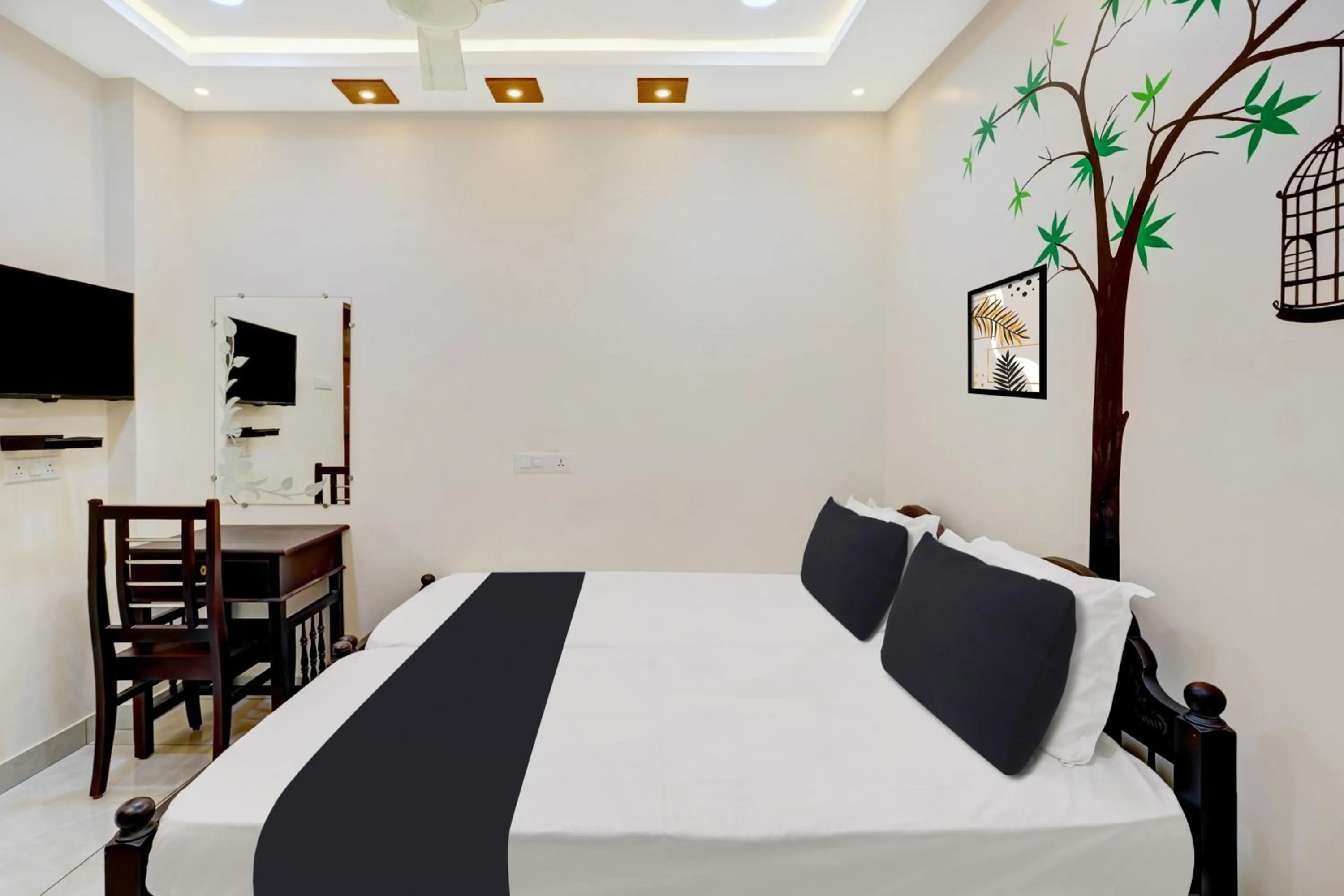 Bedroom, Bed in Hotel O PULARI BACKWATER & ROOMS