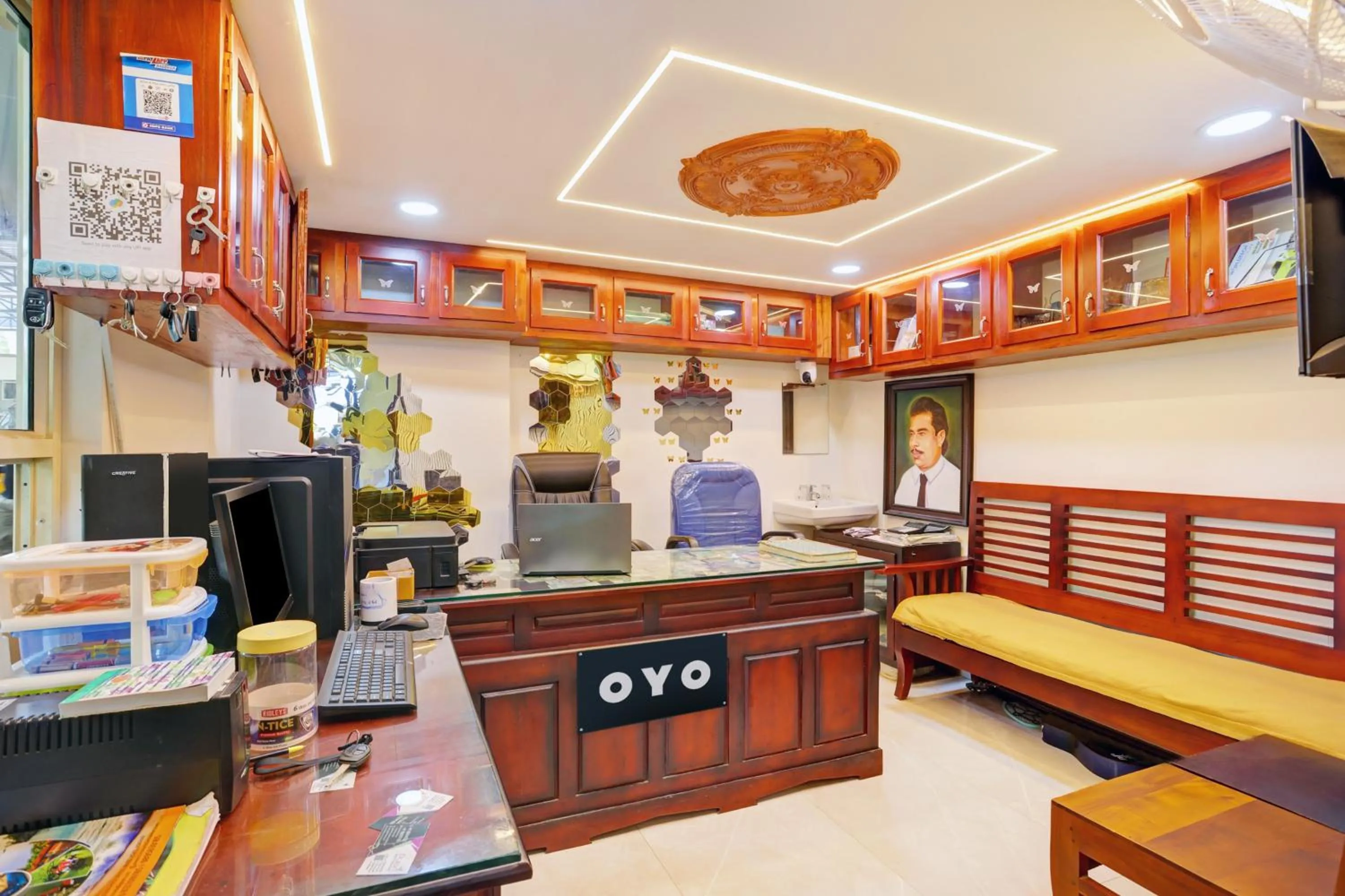 Lobby or reception in Hotel O PULARI BACKWATER & ROOMS