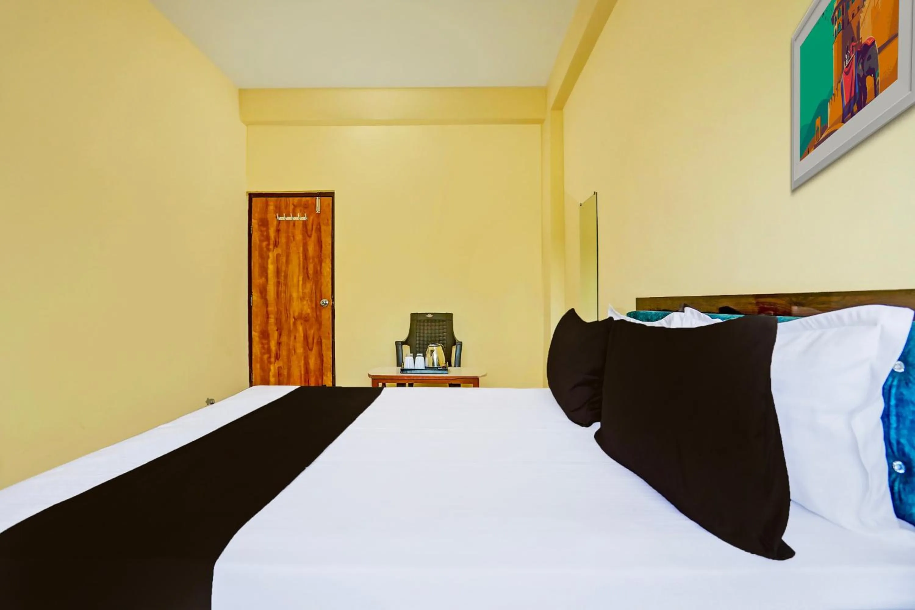 Bedroom, Bed in Super Hotel O Zoo Palace