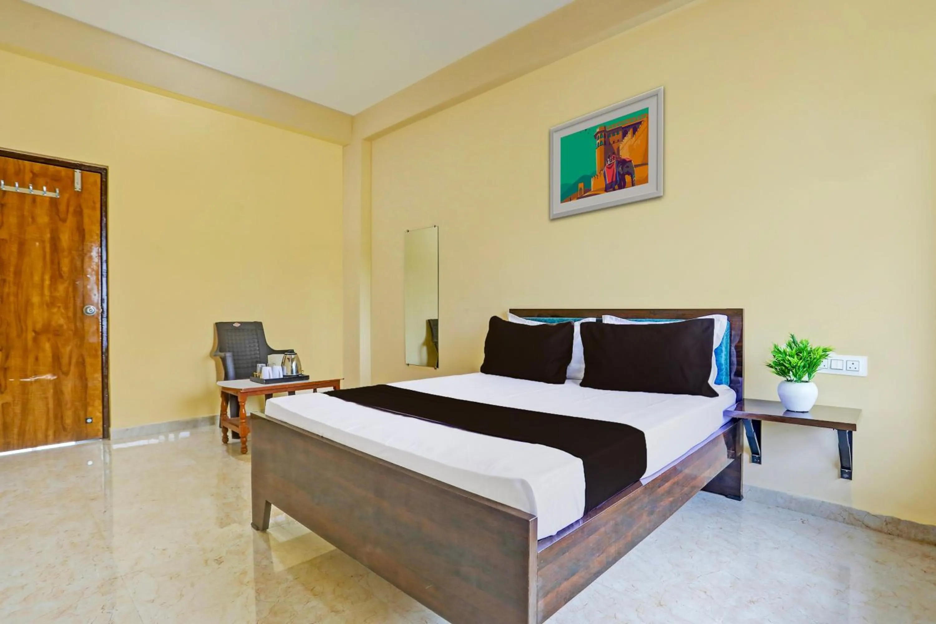 Bedroom, Bed in Super Hotel O Zoo Palace