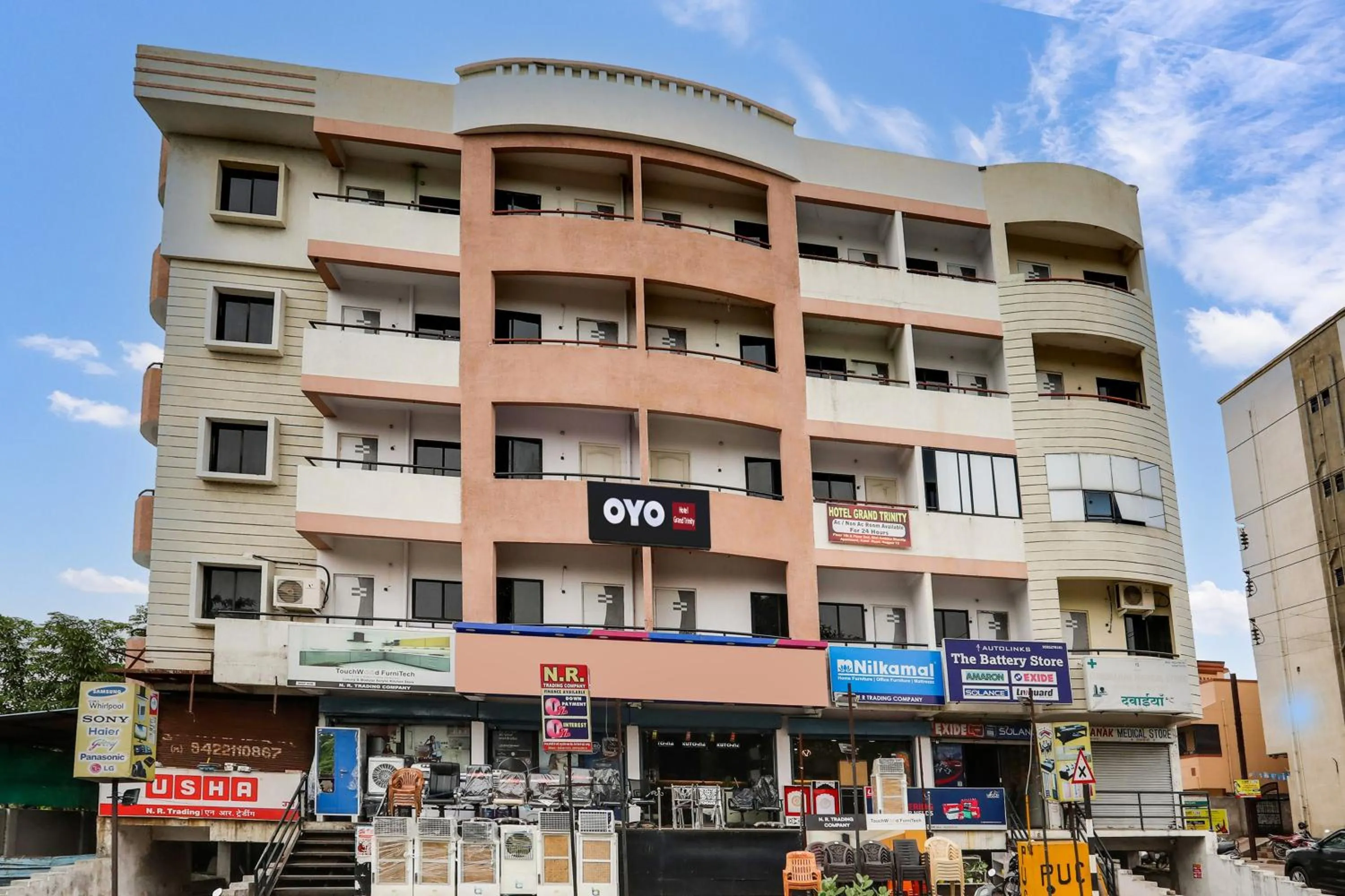 Facade/entrance in Hotel O Grand Trinity