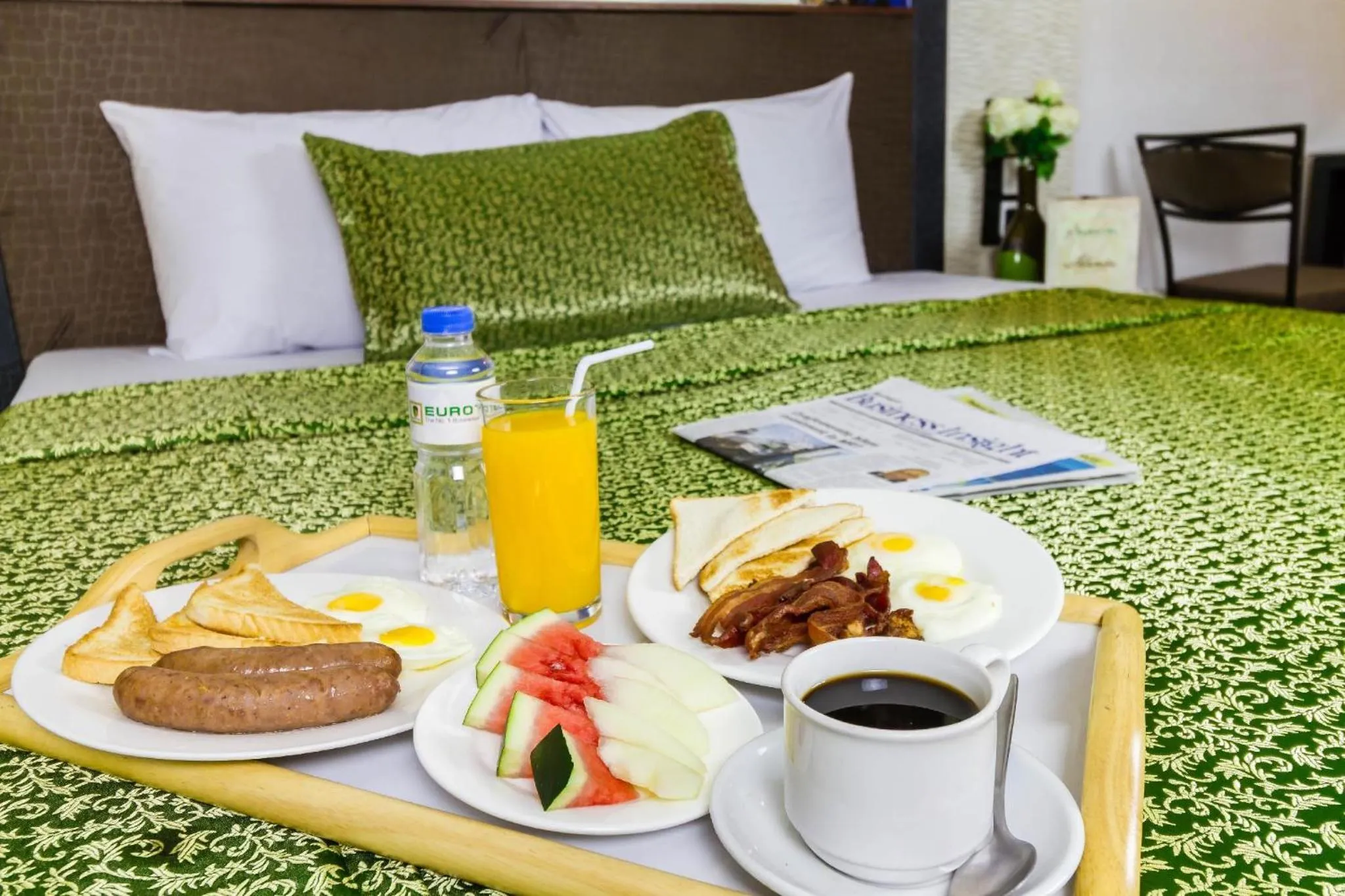 Bedroom, Bed in Eurotel Las Pinas