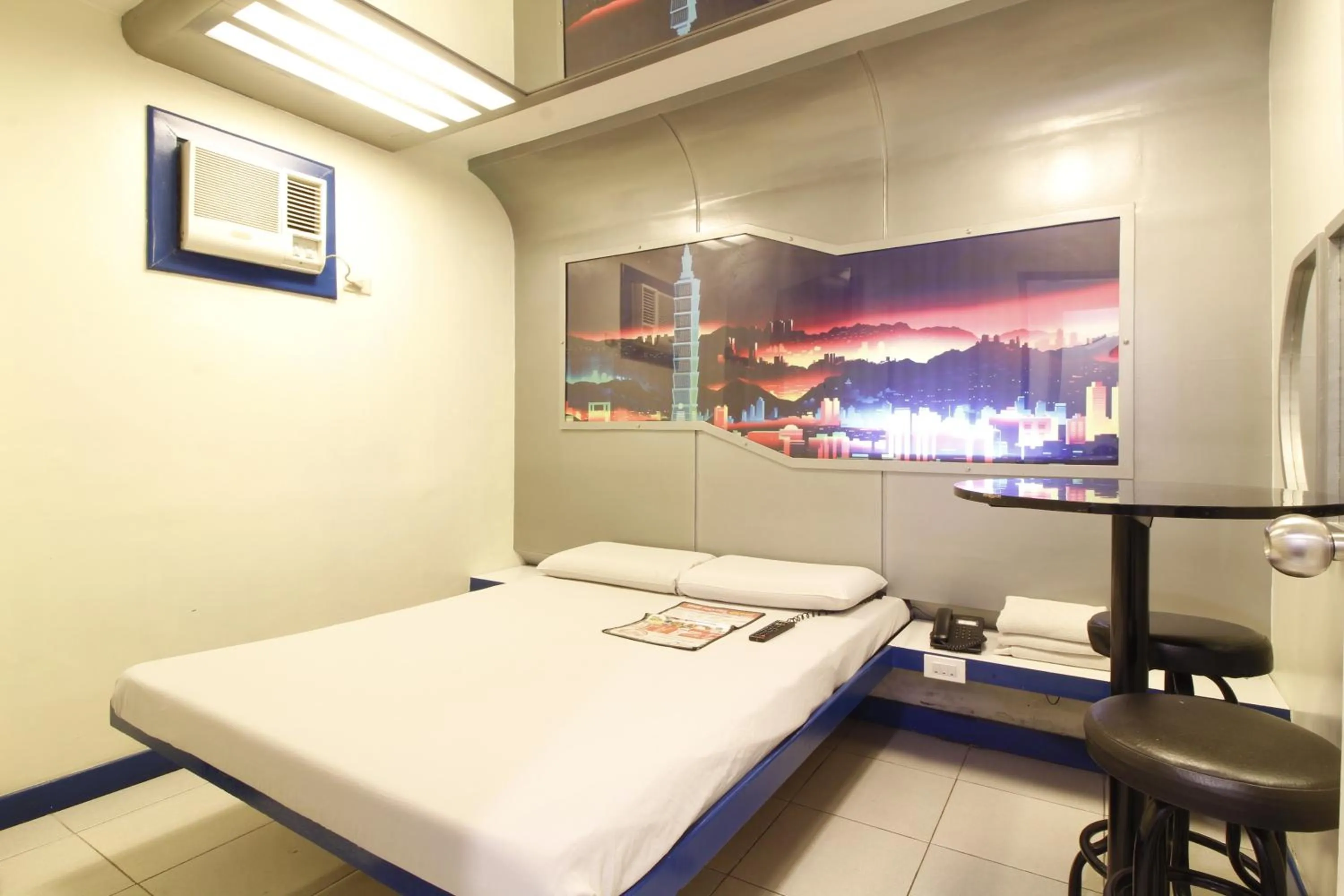 Bed in Astrotel Novaliches