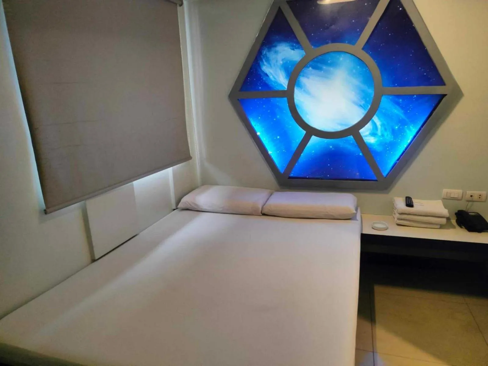 Photo of the whole room, Bed in Astrotel Guadalupe