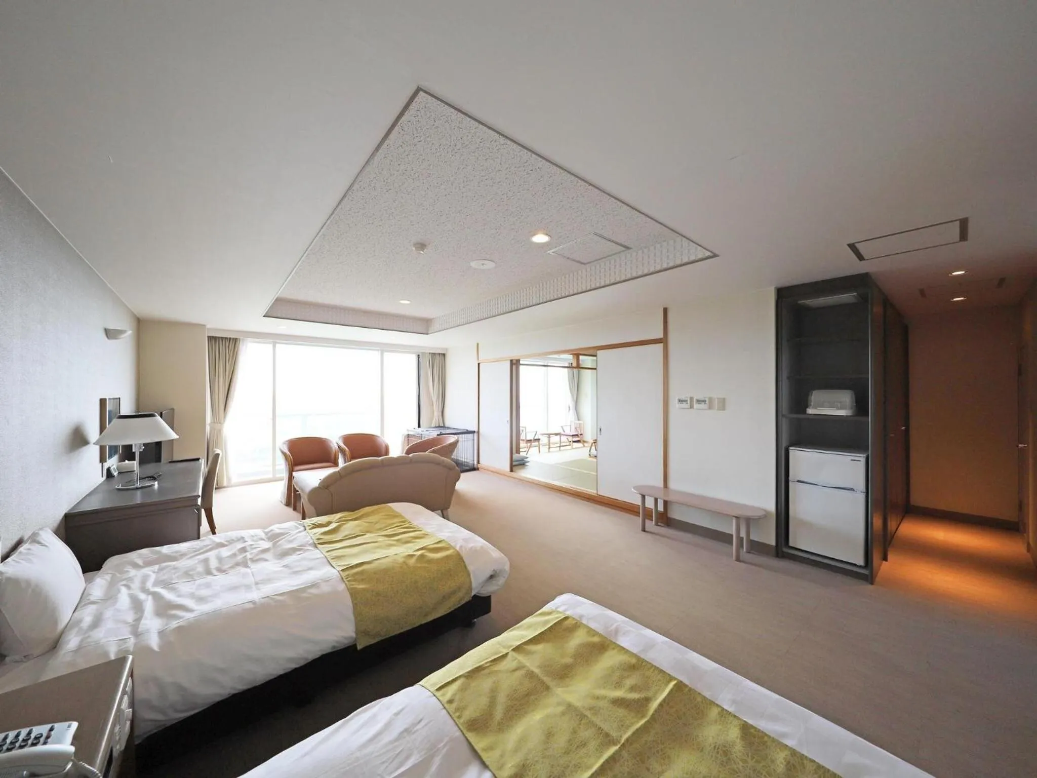 Bed in Nanki Shirahama Wan Wan Paradise Hotel