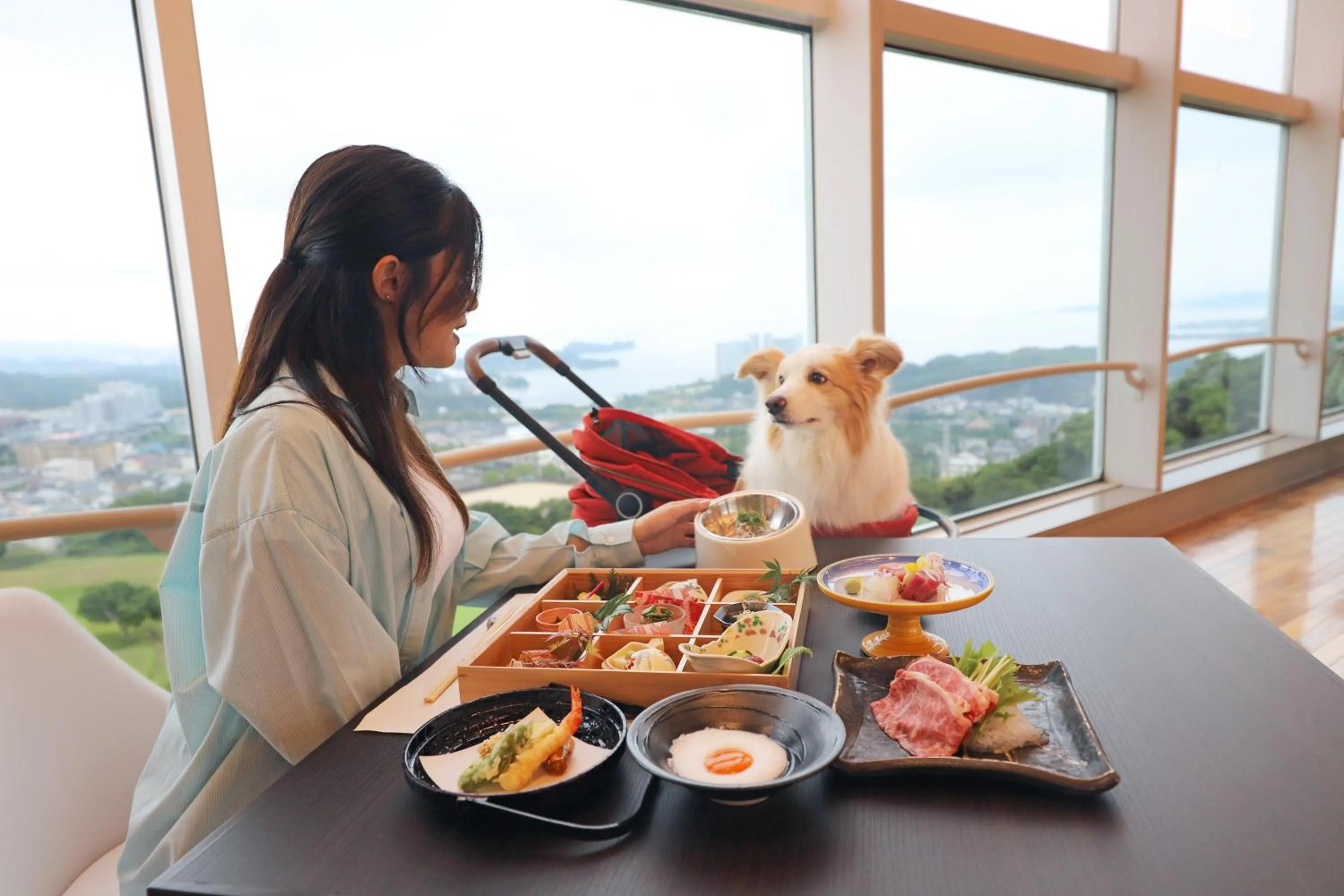 Restaurant/places to eat in Nanki Shirahama Wan Wan Paradise Hotel