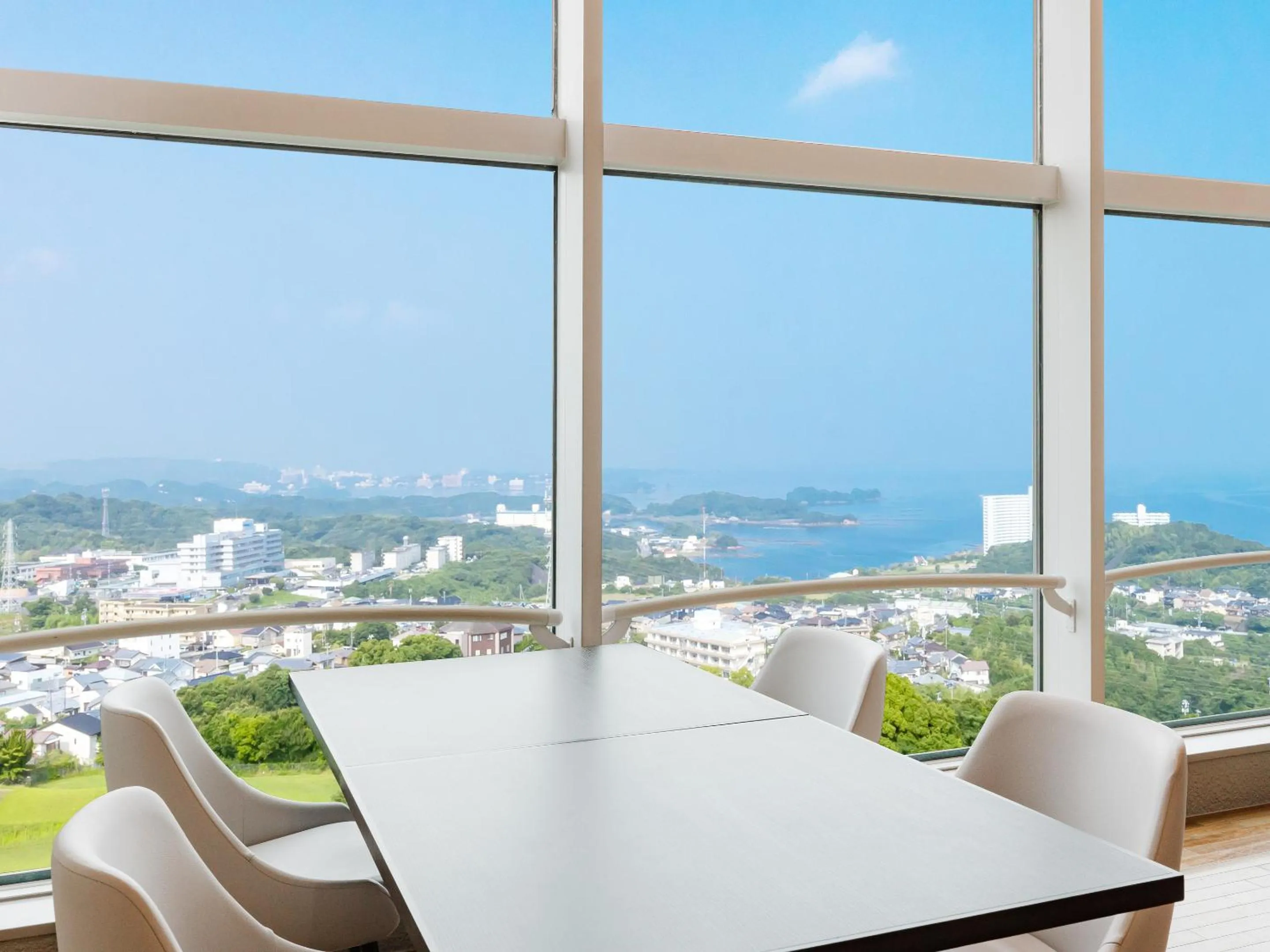 Restaurant/places to eat in Nanki Shirahama Wan Wan Paradise Hotel