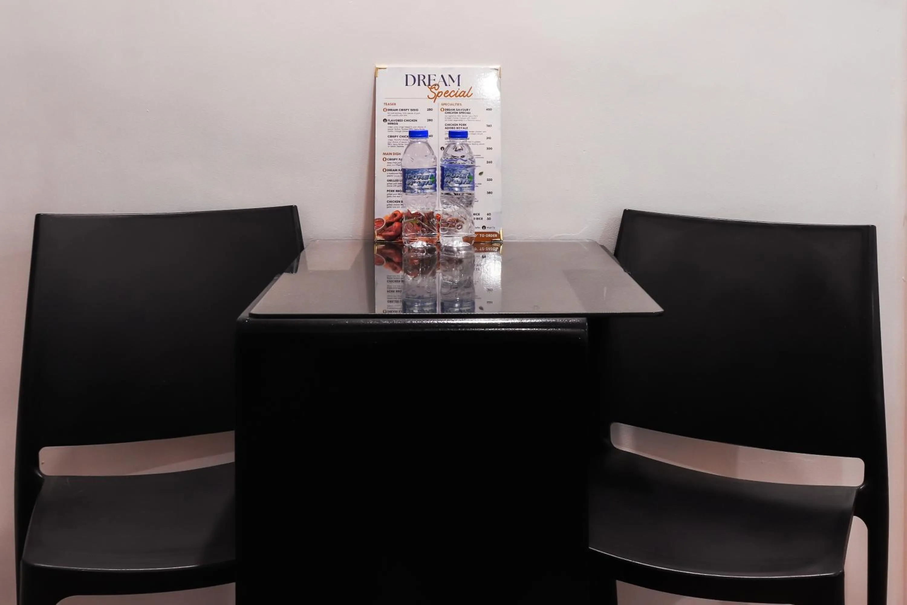 Bedroom in Hotel Dreamworld North Edsa