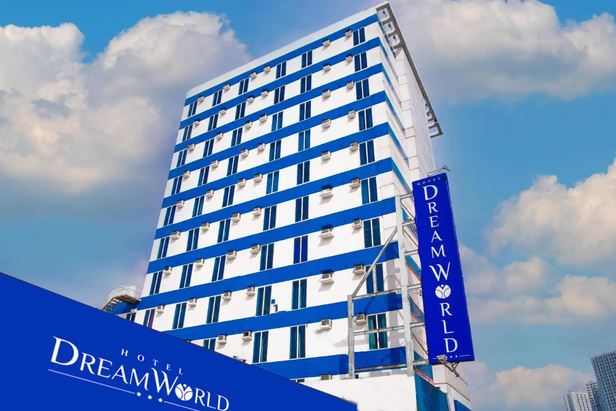 Property Building in Hotel Dreamworld North Edsa Property Building in Hotel Dreamworld North Edsa