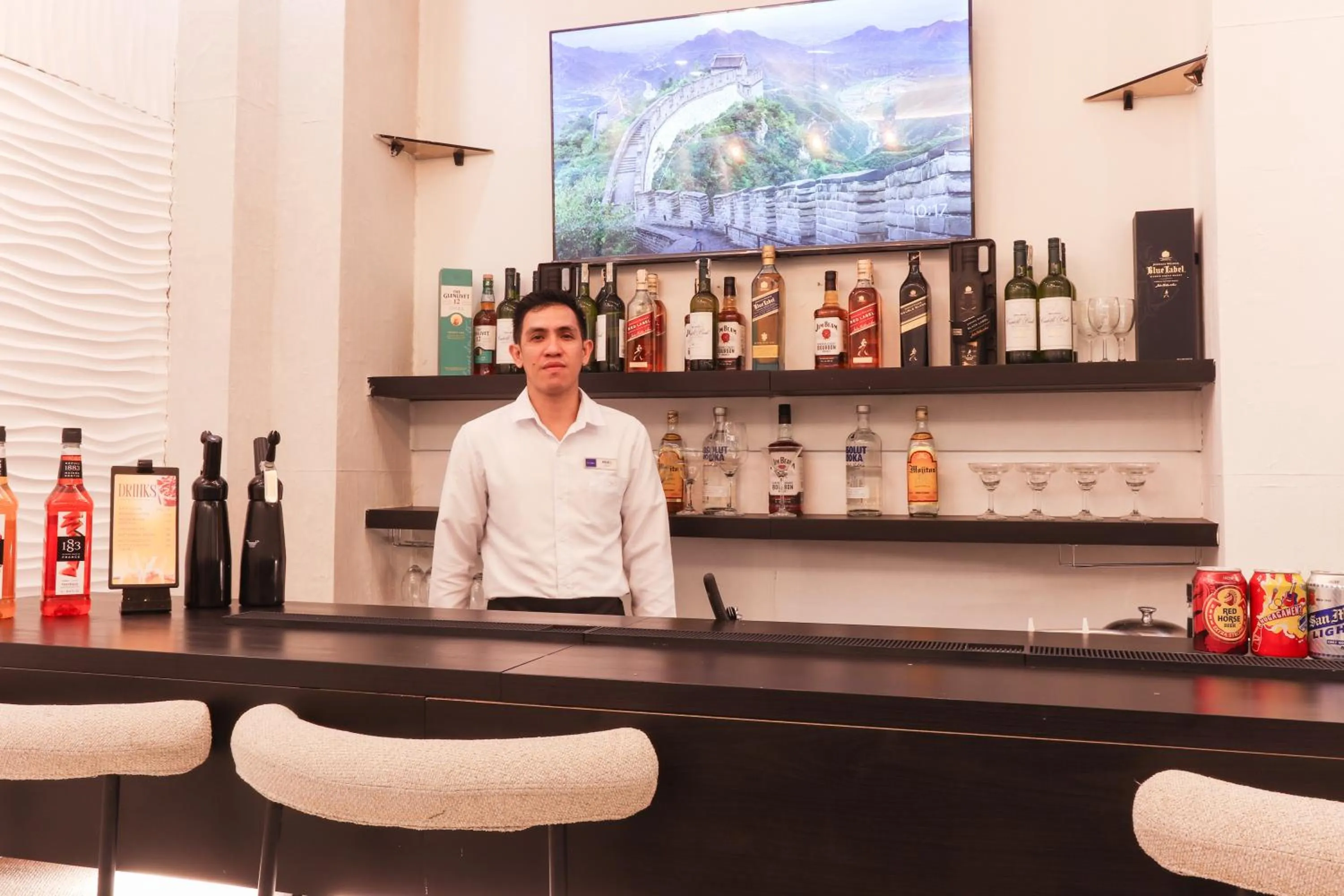 minibar in Hotel Dreamworld North Edsa