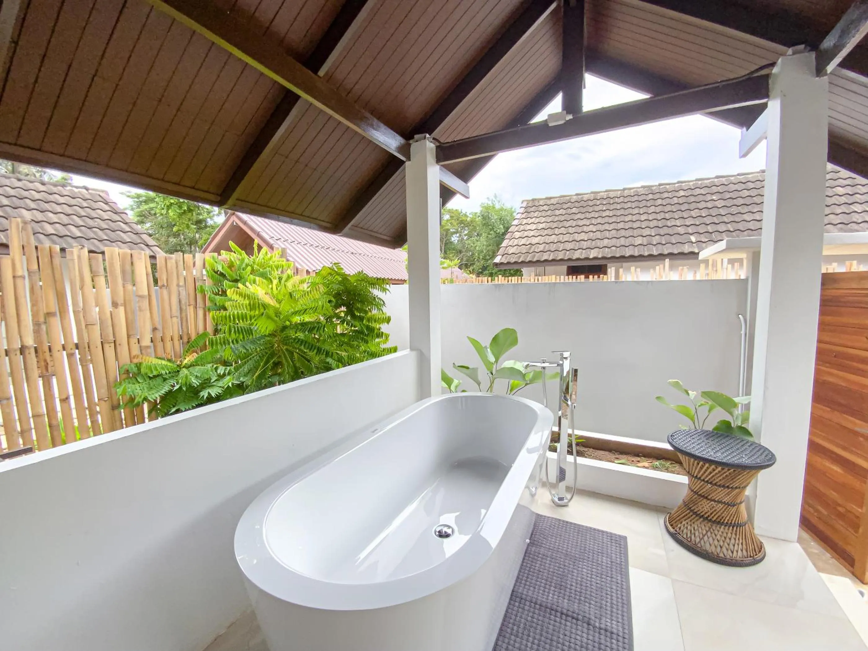 Bathroom in Chumphon Cabana Resort