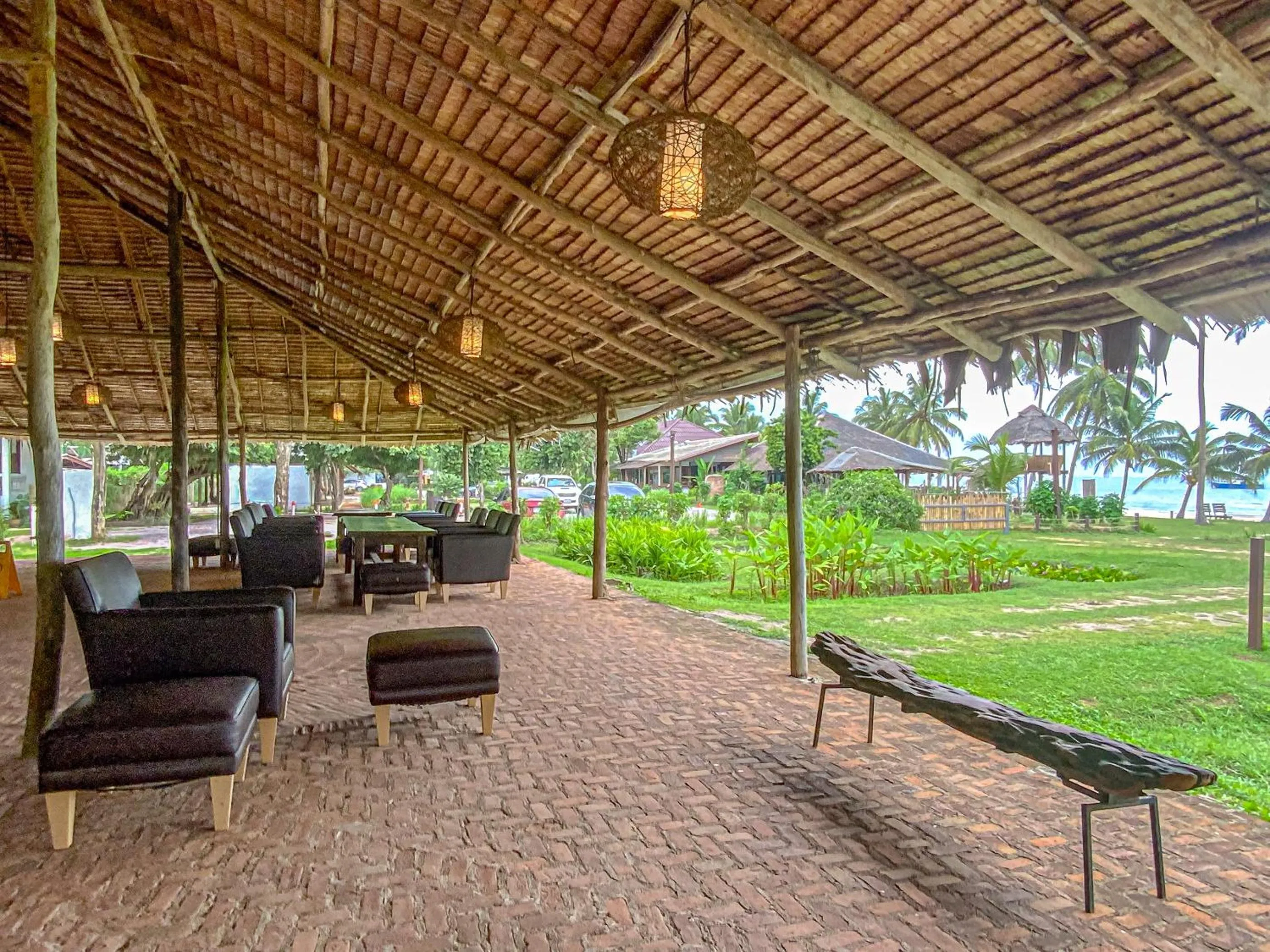 Seating area in Chumphon Cabana Resort