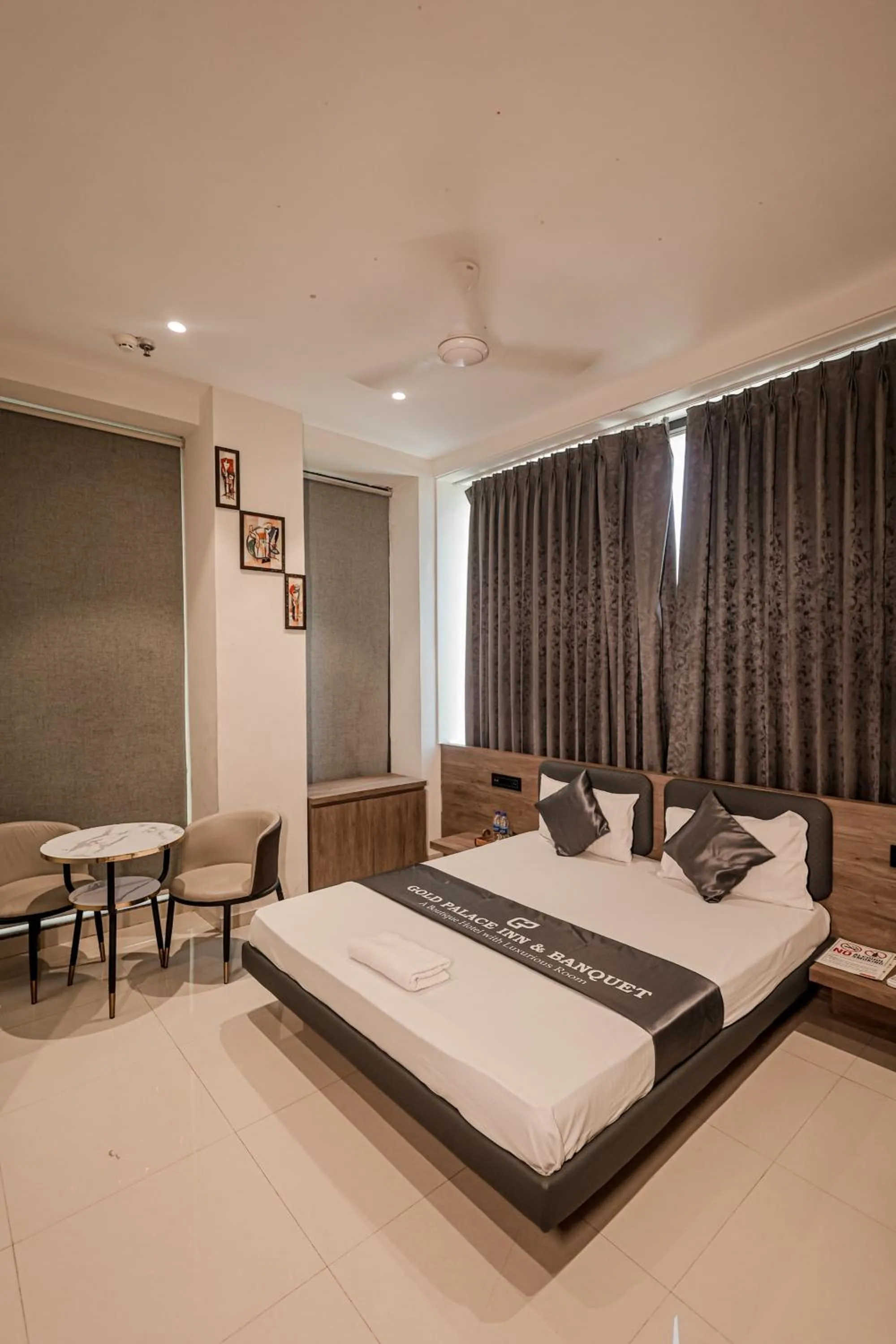 Photo of the whole room, Bed in Hotel Gold Palace Inn