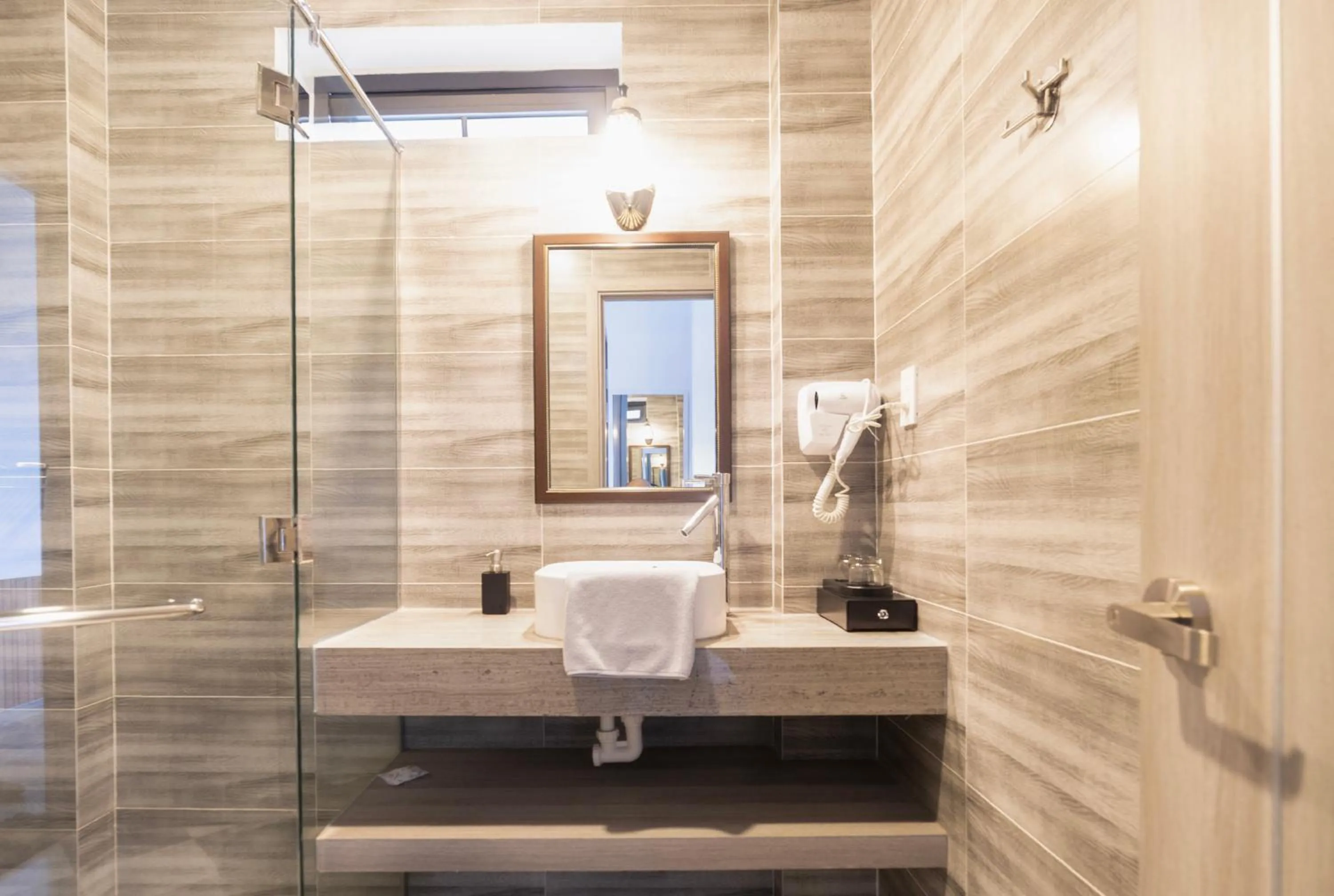 Bathroom in TP Dalat Hotel