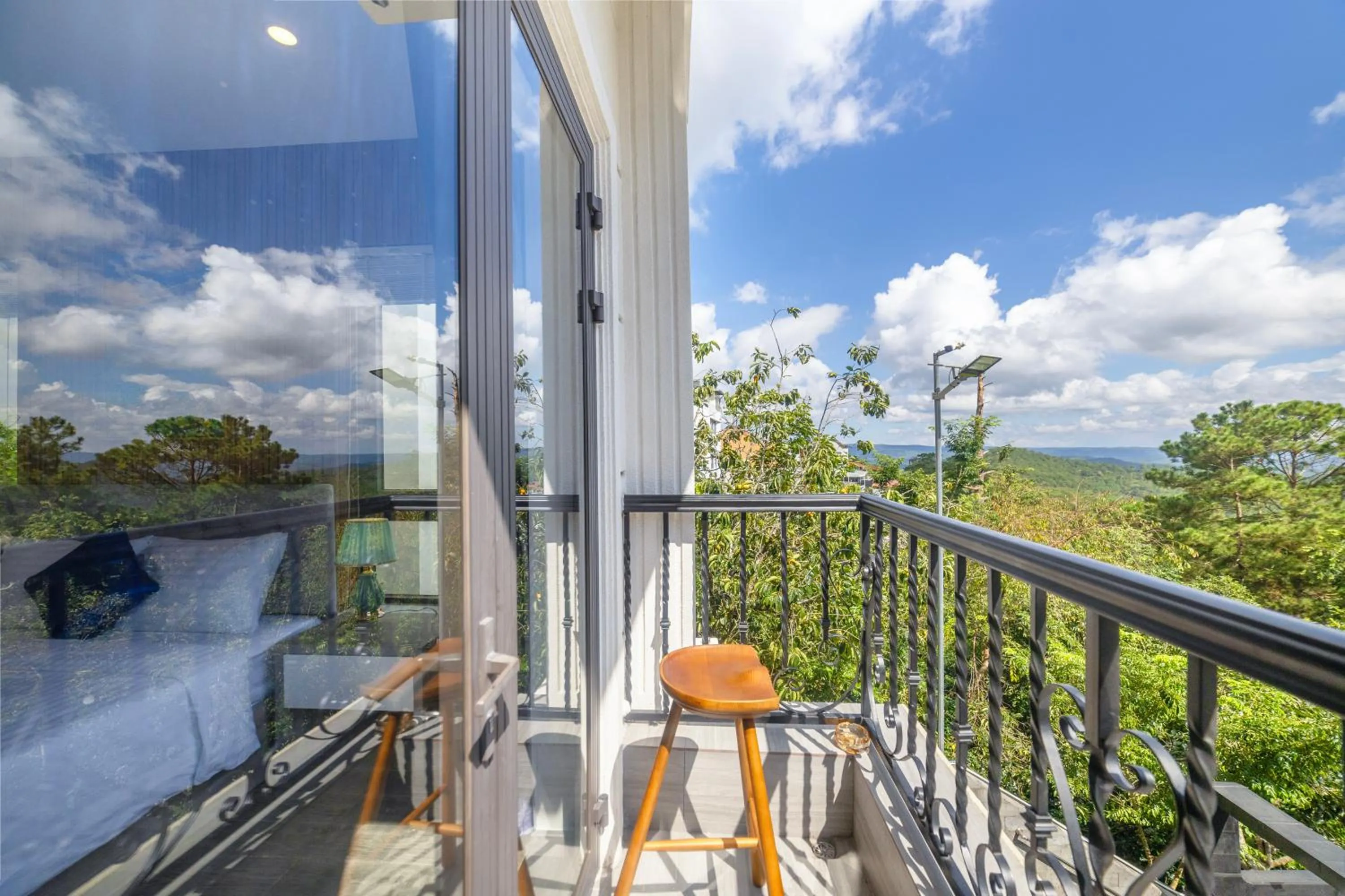 Balcony/Terrace in TP Dalat Hotel