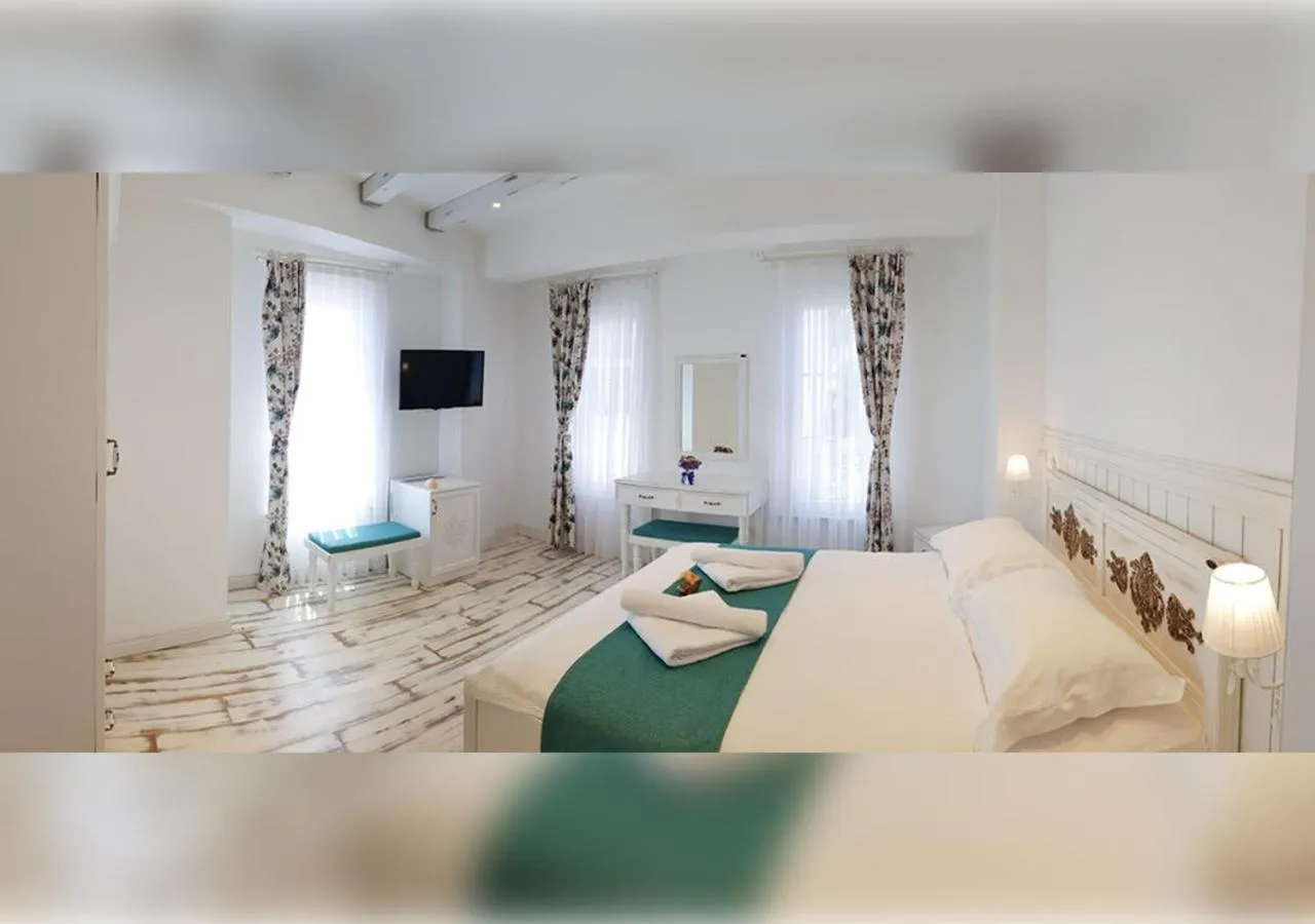 Bed in Bozcaada Fresh Otel