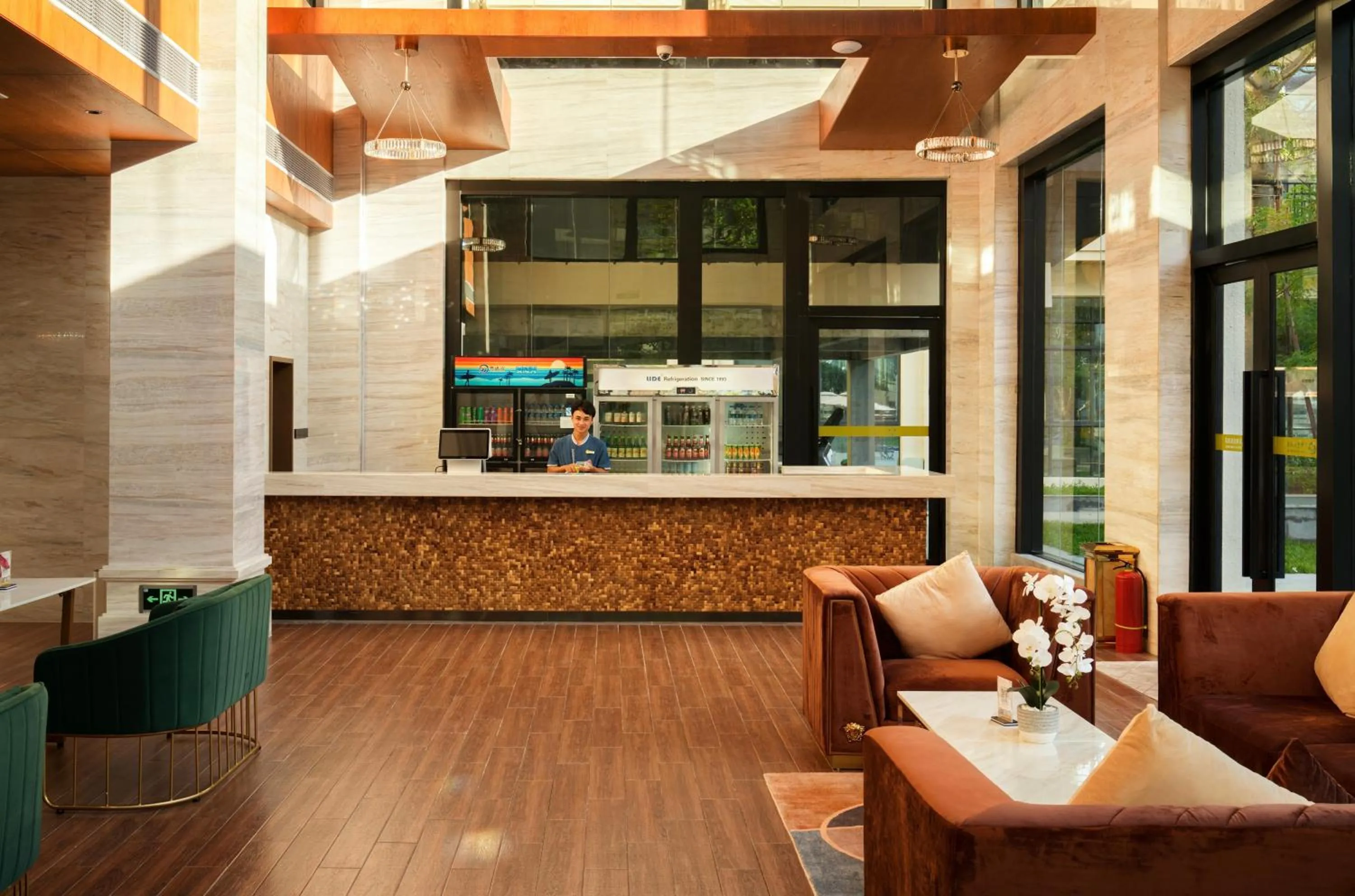 Lounge or bar in DongHu Resort Hotel