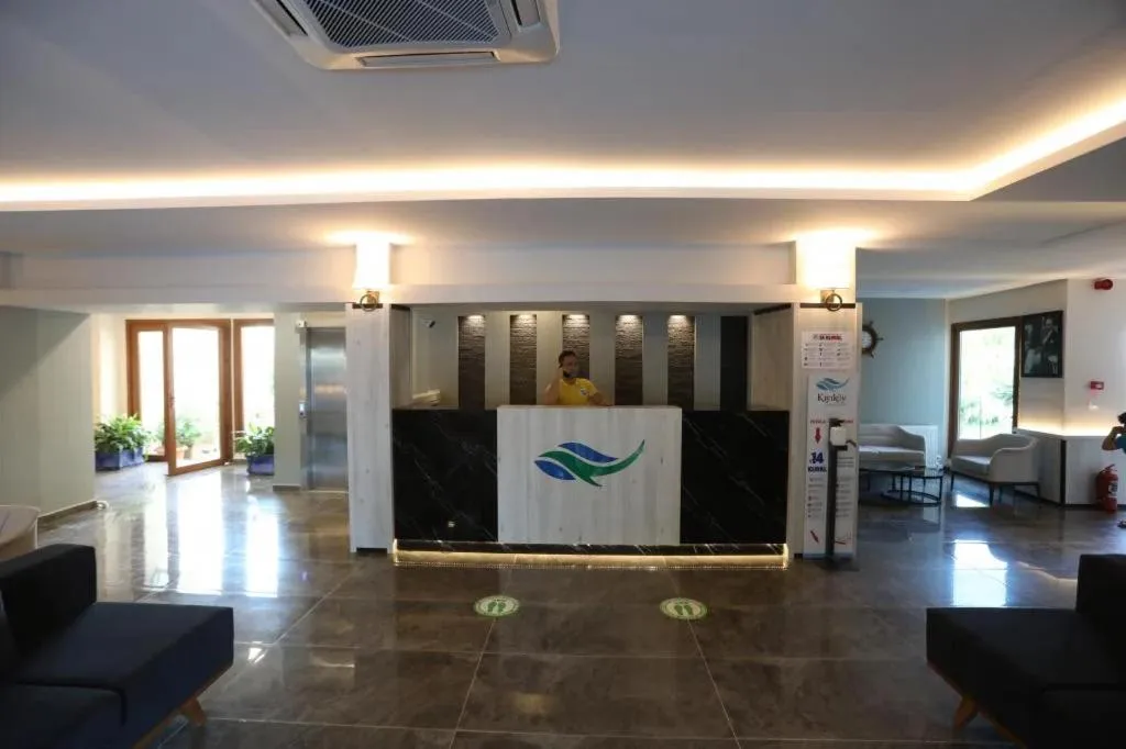 Lobby or reception in Kıyıköy Resort Hotel