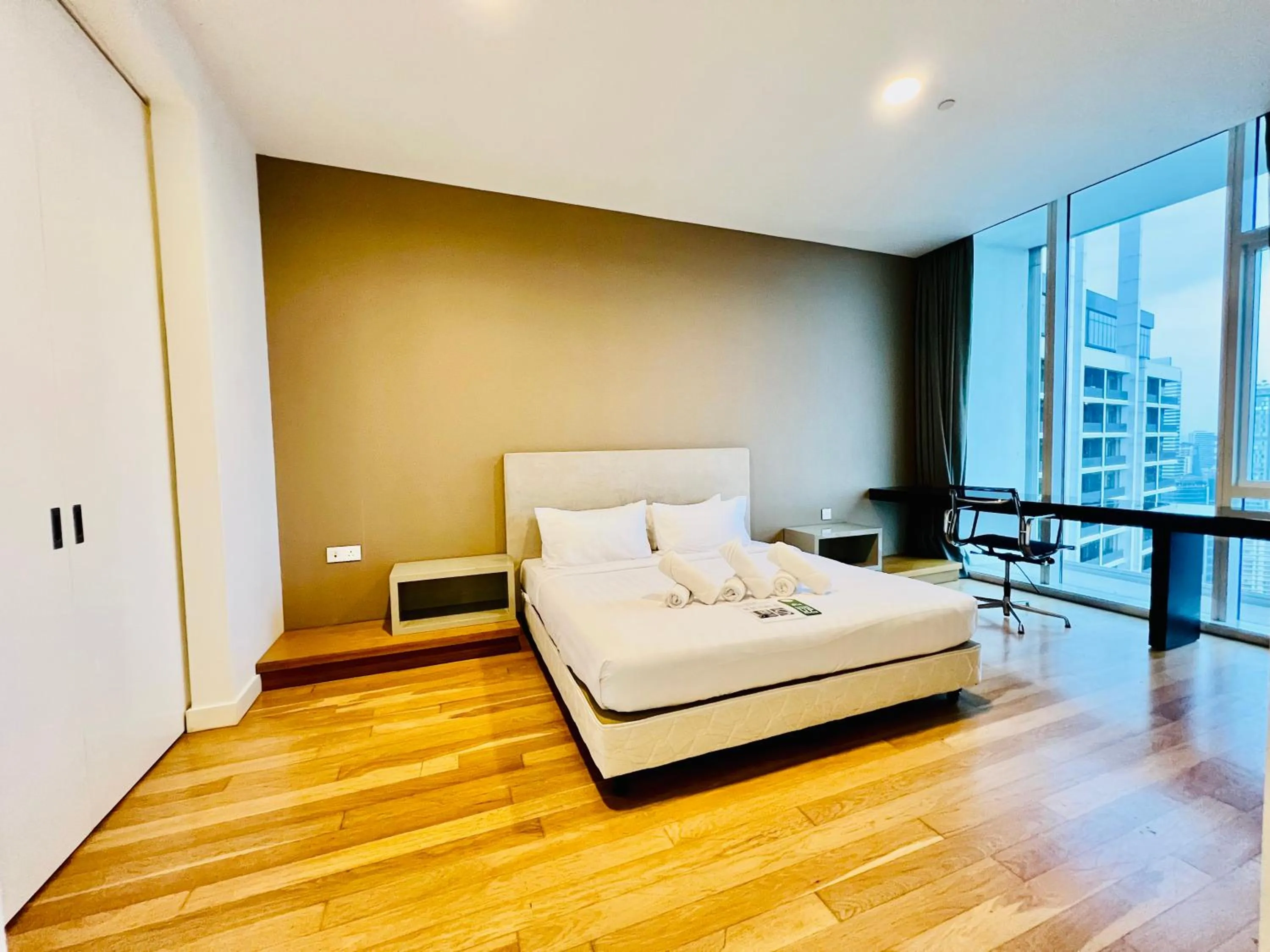 Photo of the whole room in De Sky Platinum Suites KLCC Kuala Lumpur