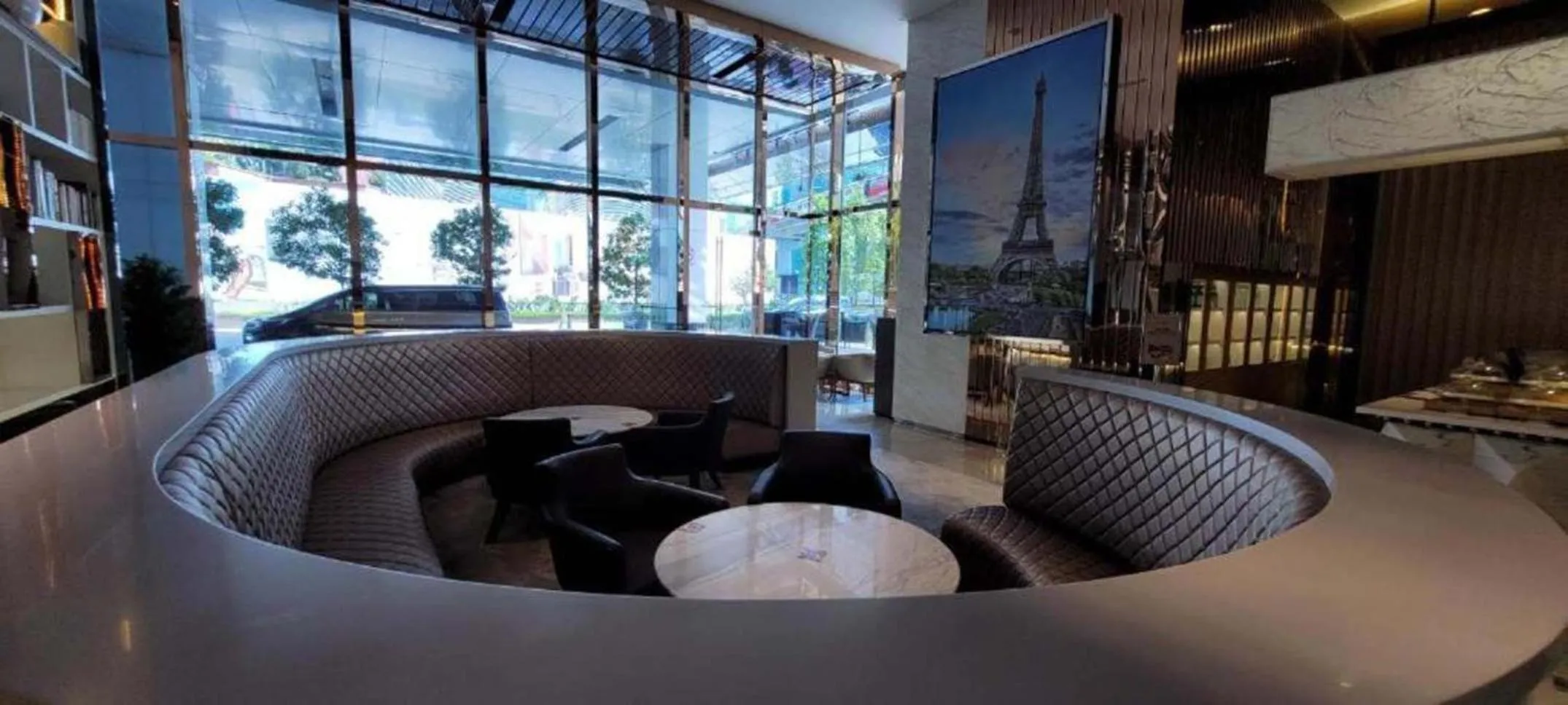 Restaurant/places to eat in De Sky Platinum Suites KLCC Kuala Lumpur