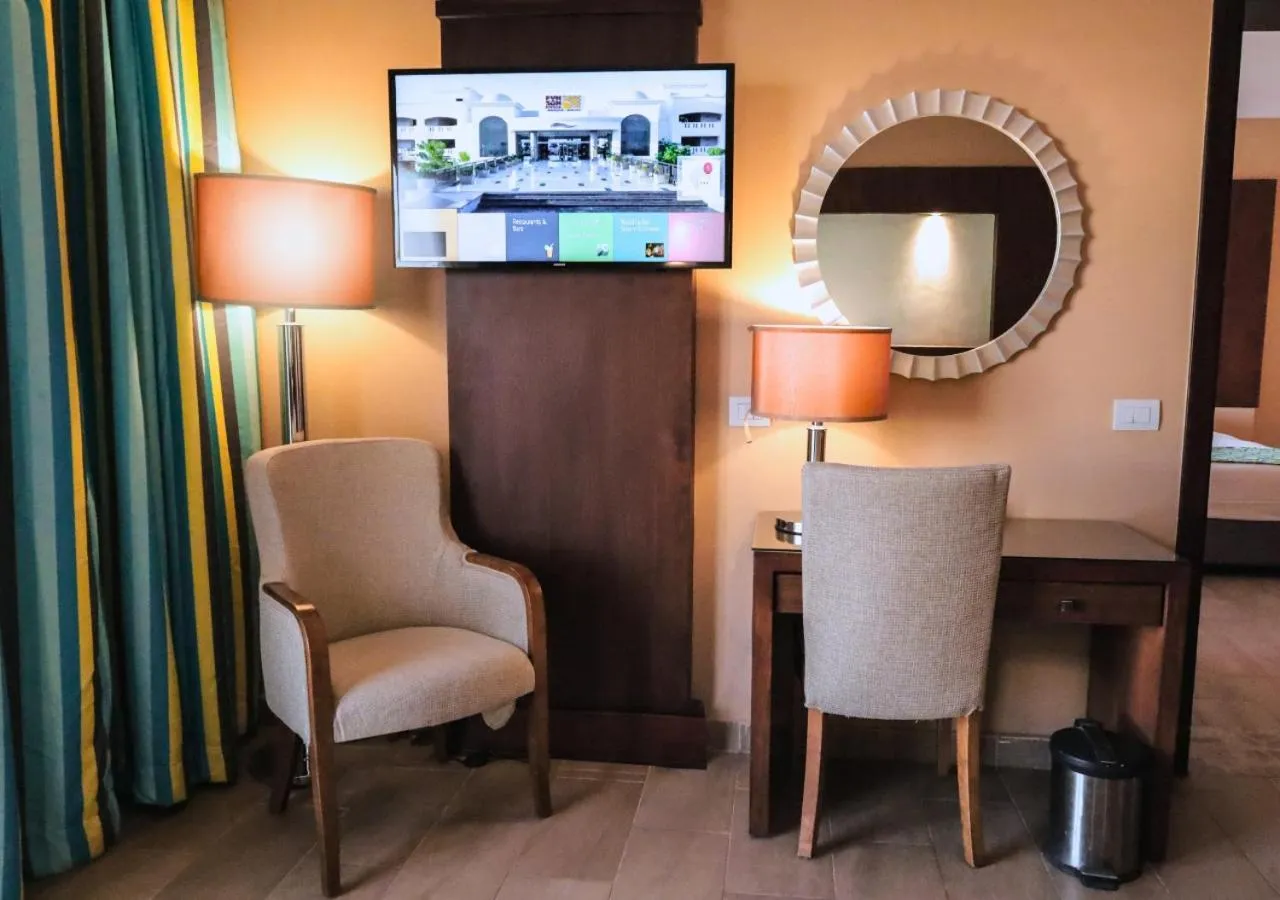 TV and multimedia in Fun & Sun Naama Waves