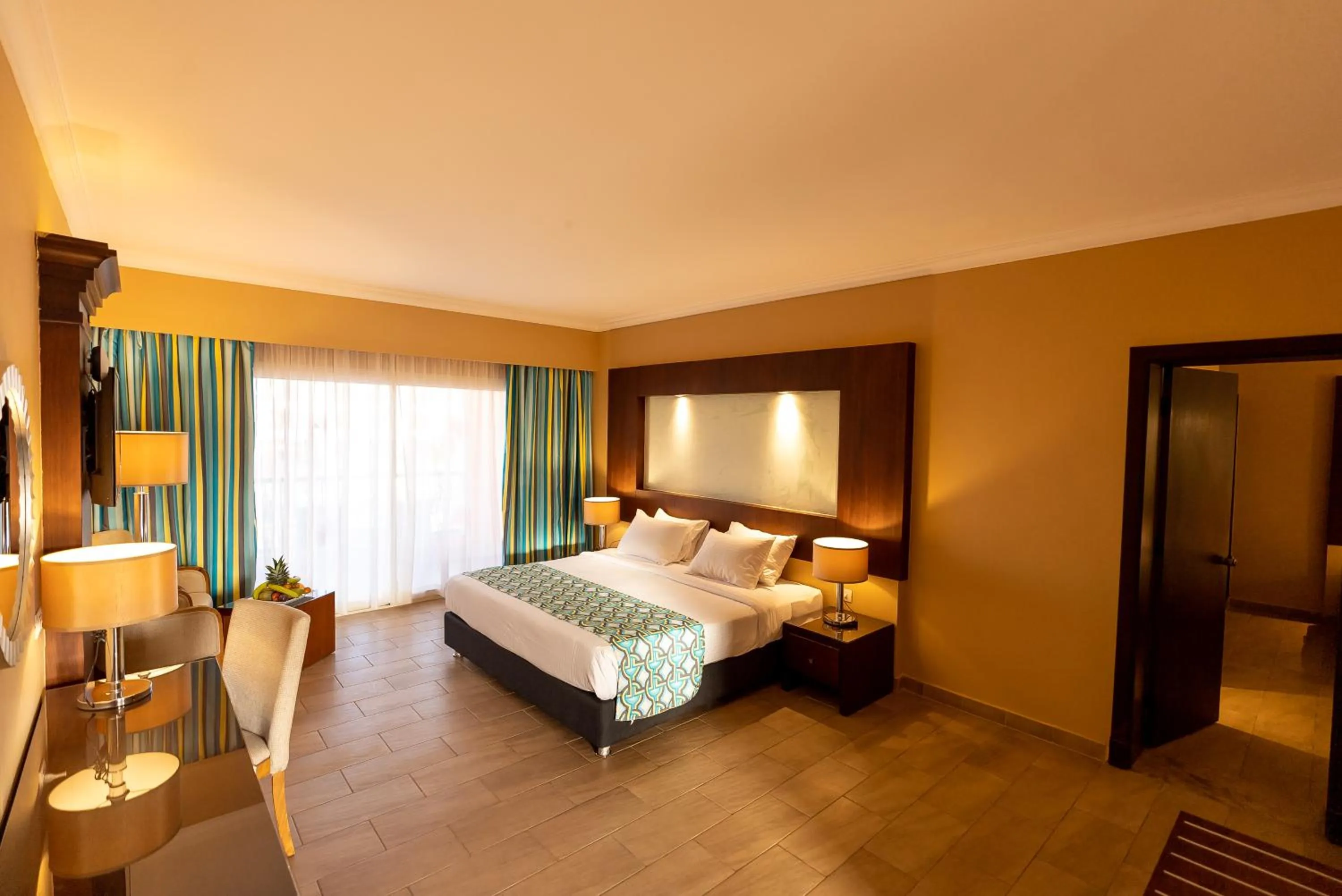 Bed in Fun & Sun Naama Waves