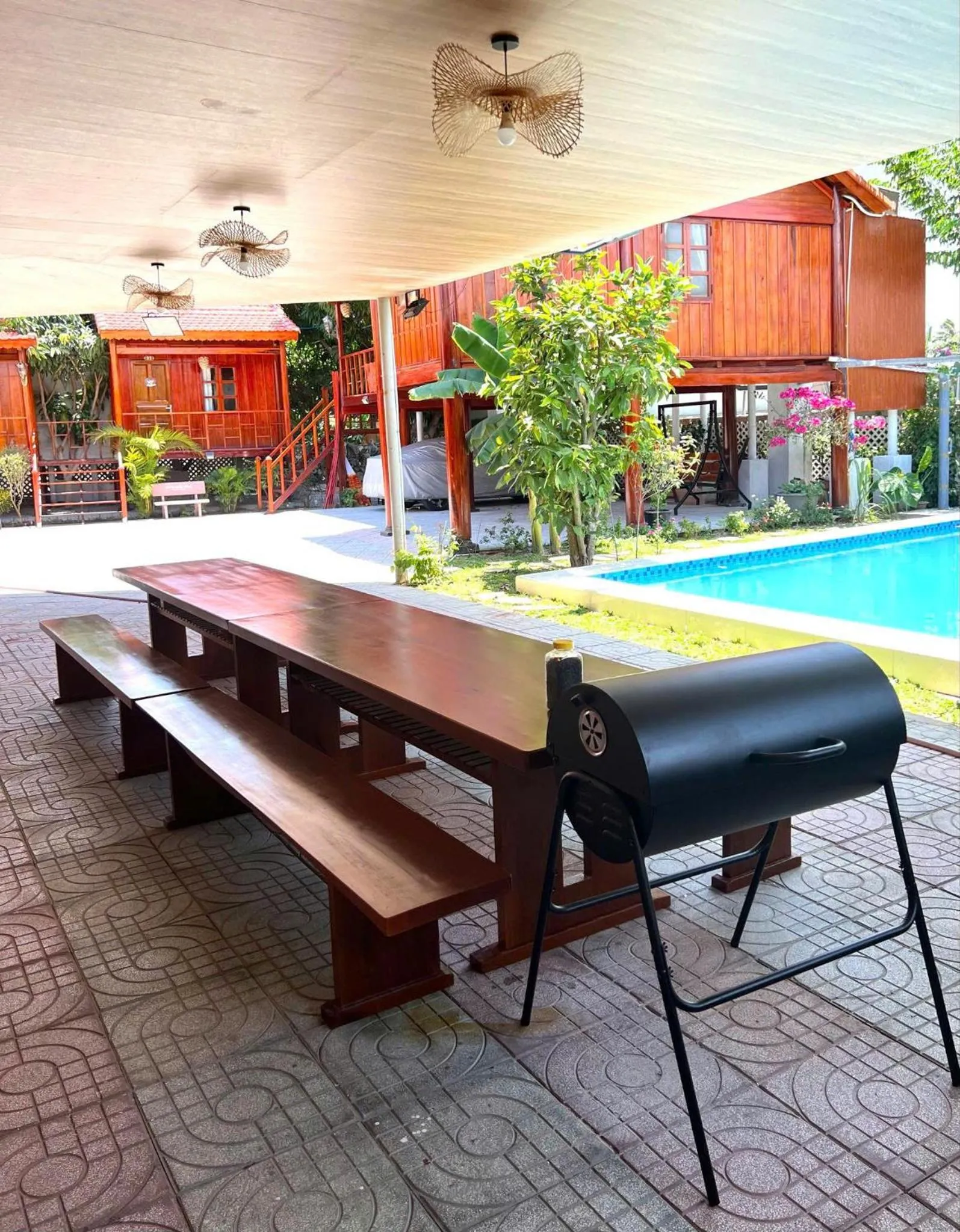 BBQ facilities in Wooden Homestay LAGI