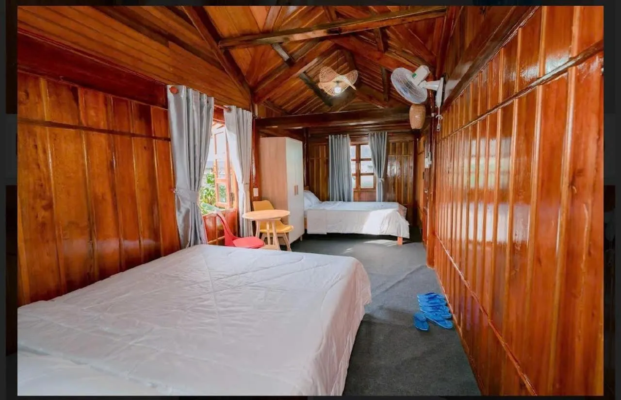 Bed in Wooden Homestay LAGI