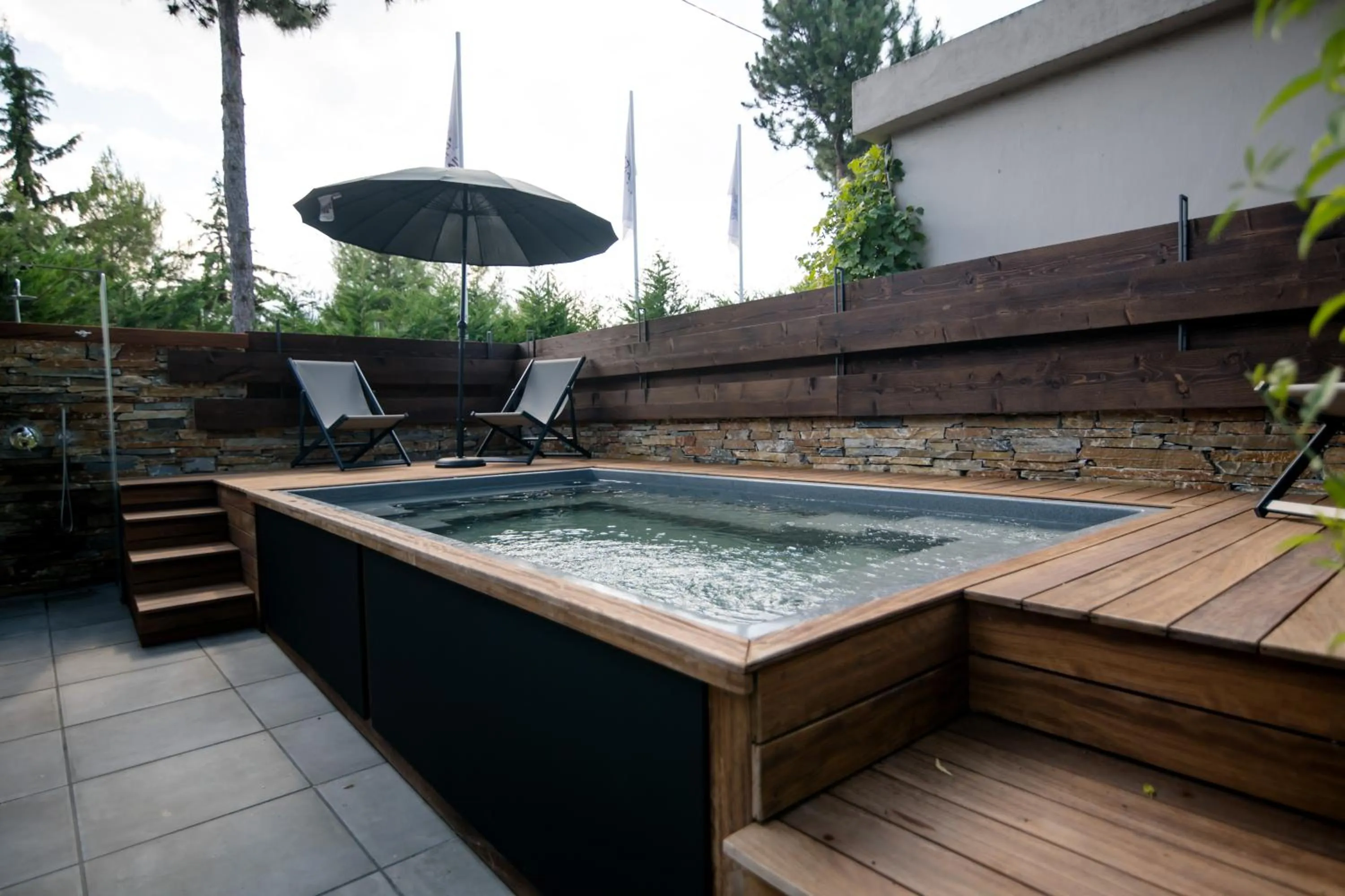 Sylvia Camping & Luxury Suites, Panel Hospitality Homes & Villas